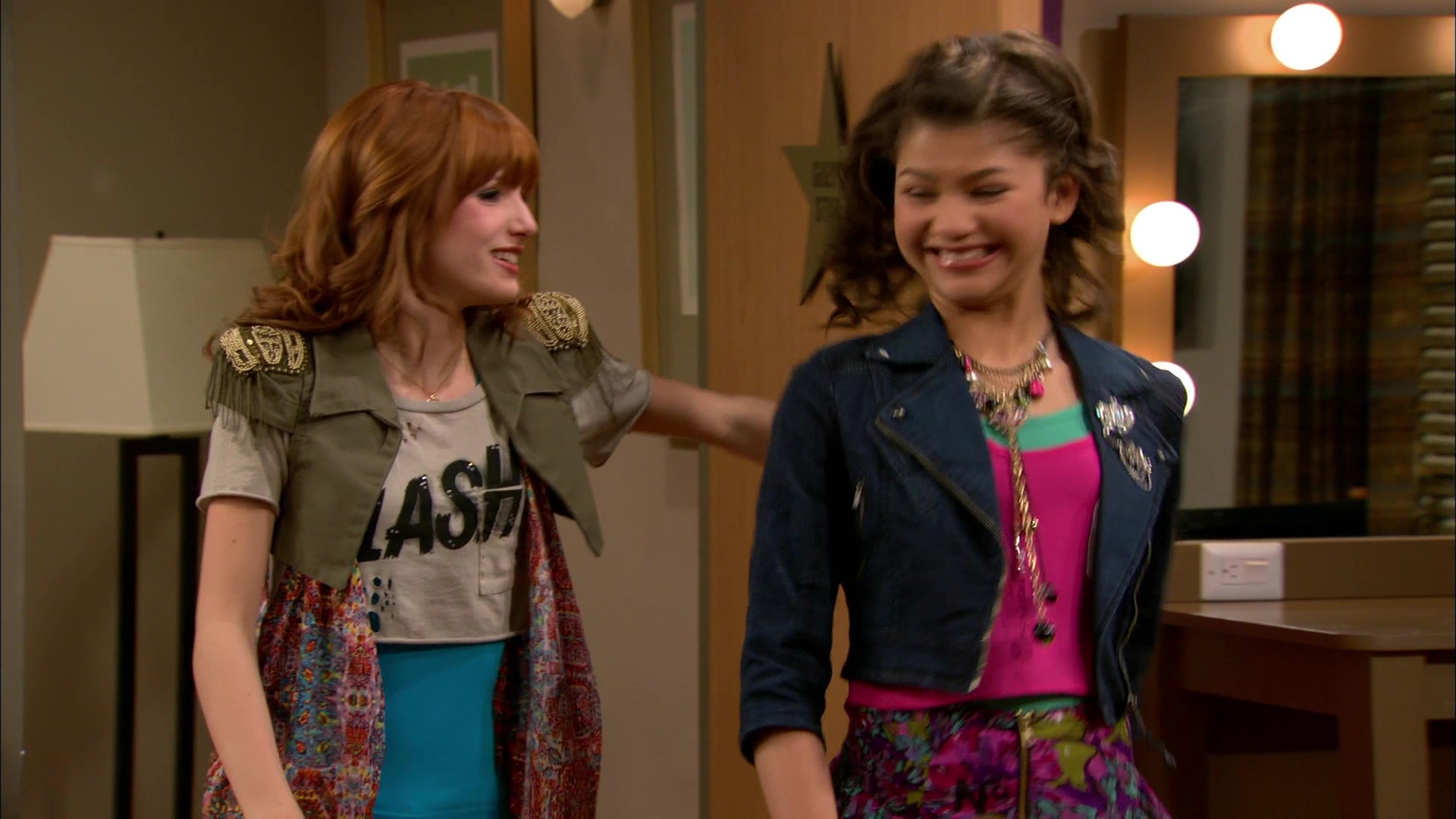 Good_Luck_Charlie_S02E13_1080p_BTD_001226.jpg