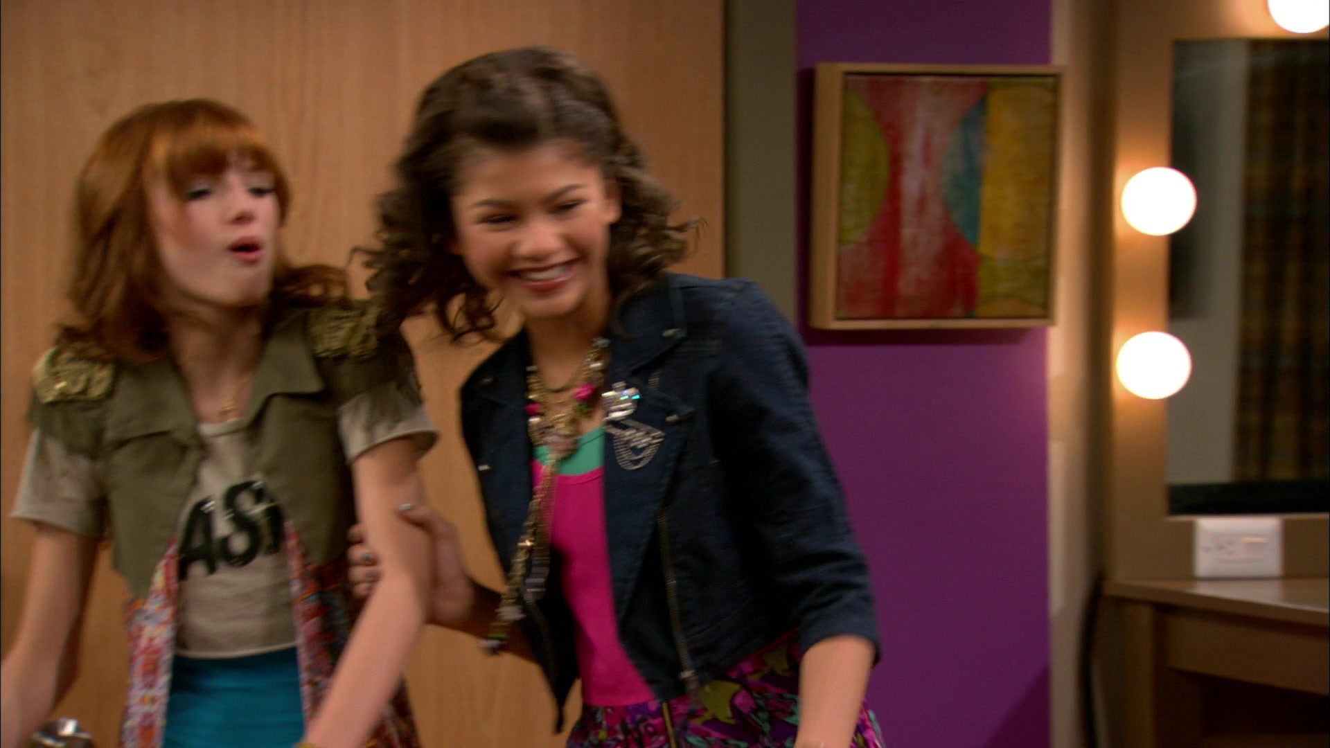Good_Luck_Charlie_S02E13_1080p_BTD_001297.jpg Good_Luck_Charlie_S02E13_1080p_BTD_001297.jpg