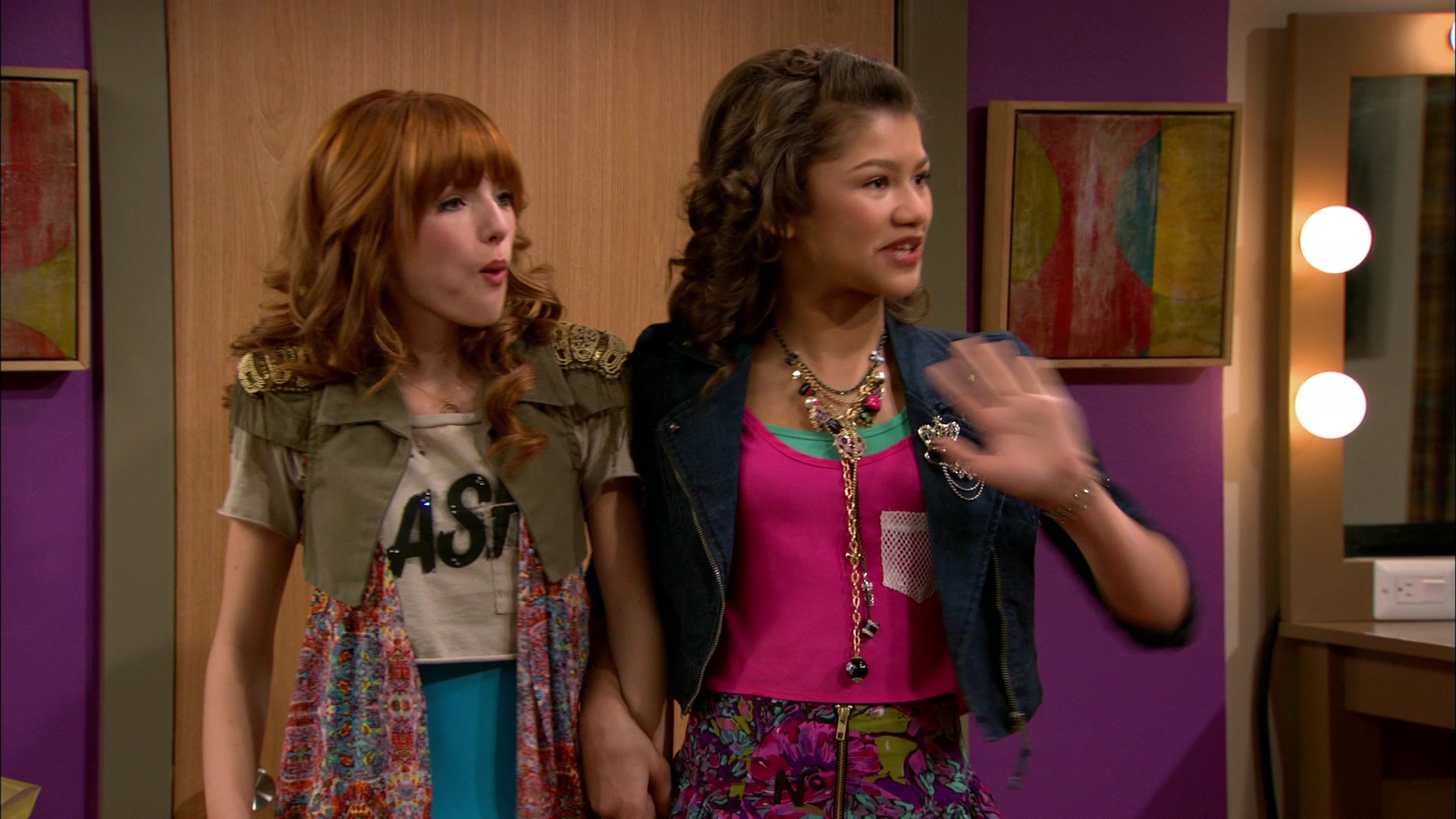 Good_Luck_Charlie_S02E13_1080p_BTD_001330.jpg