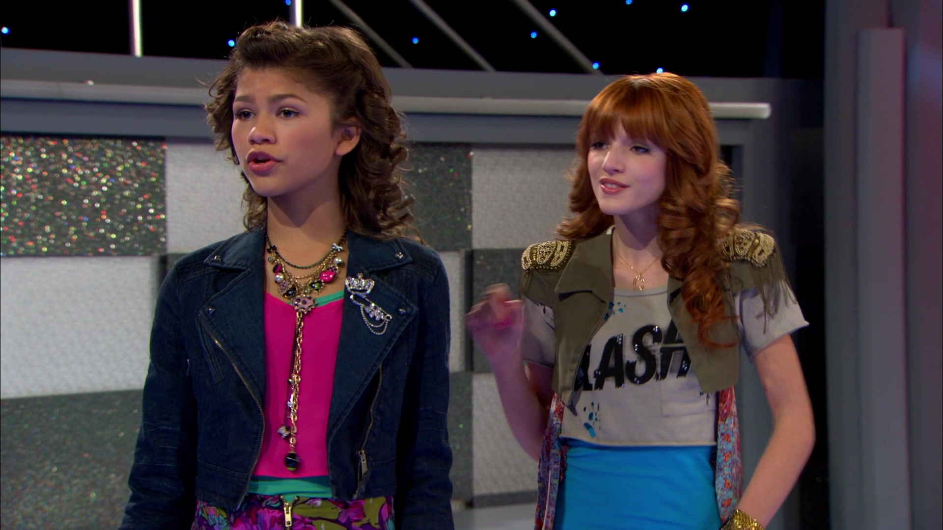 Good_Luck_Charlie_S02E13_1080p_BTD_001545.jpg