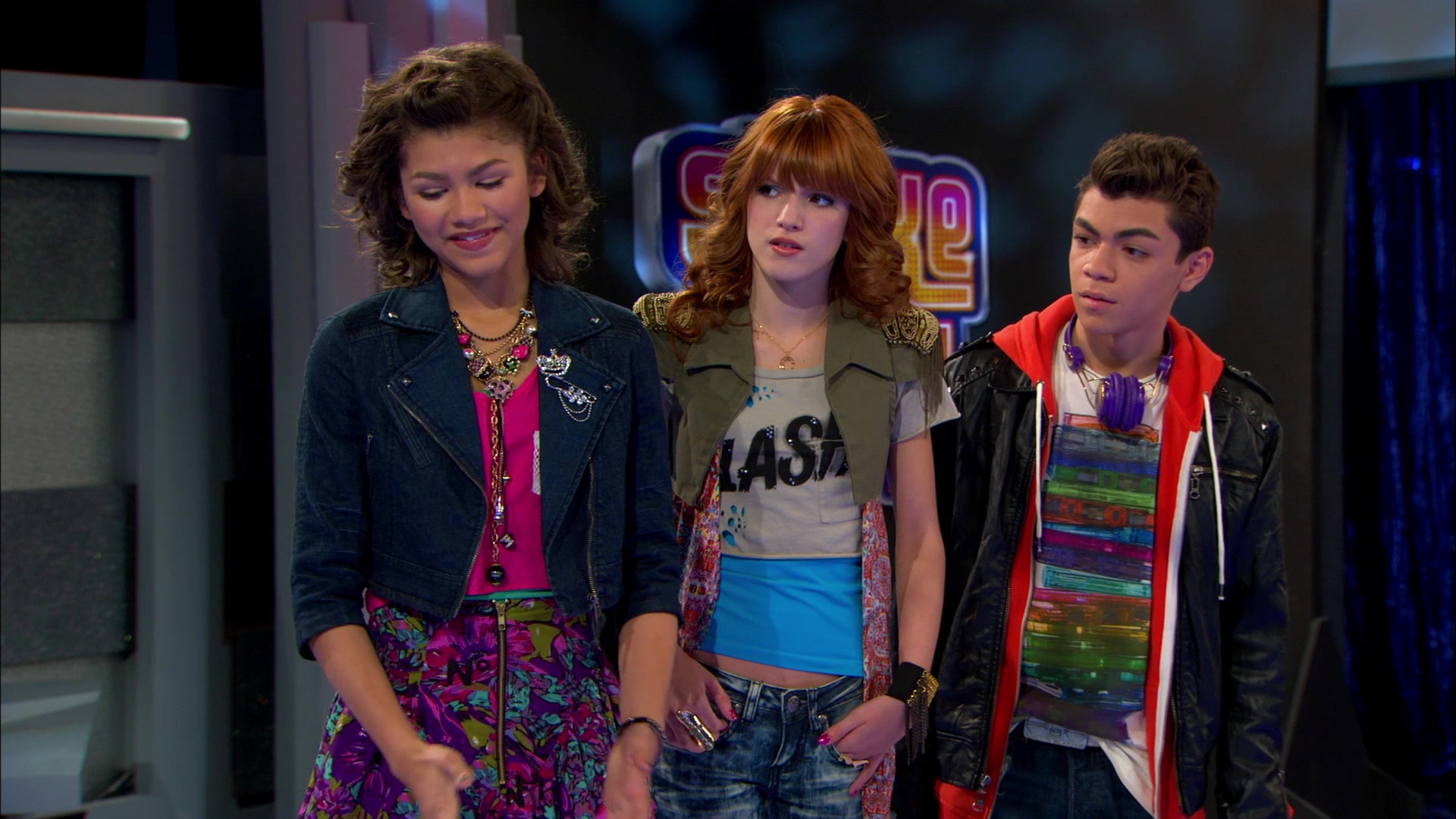 Good_Luck_Charlie_S02E13_1080p_BTD_001722.jpg Good_Luck_Charlie_S02E13_1080p_BTD_001722.jpg