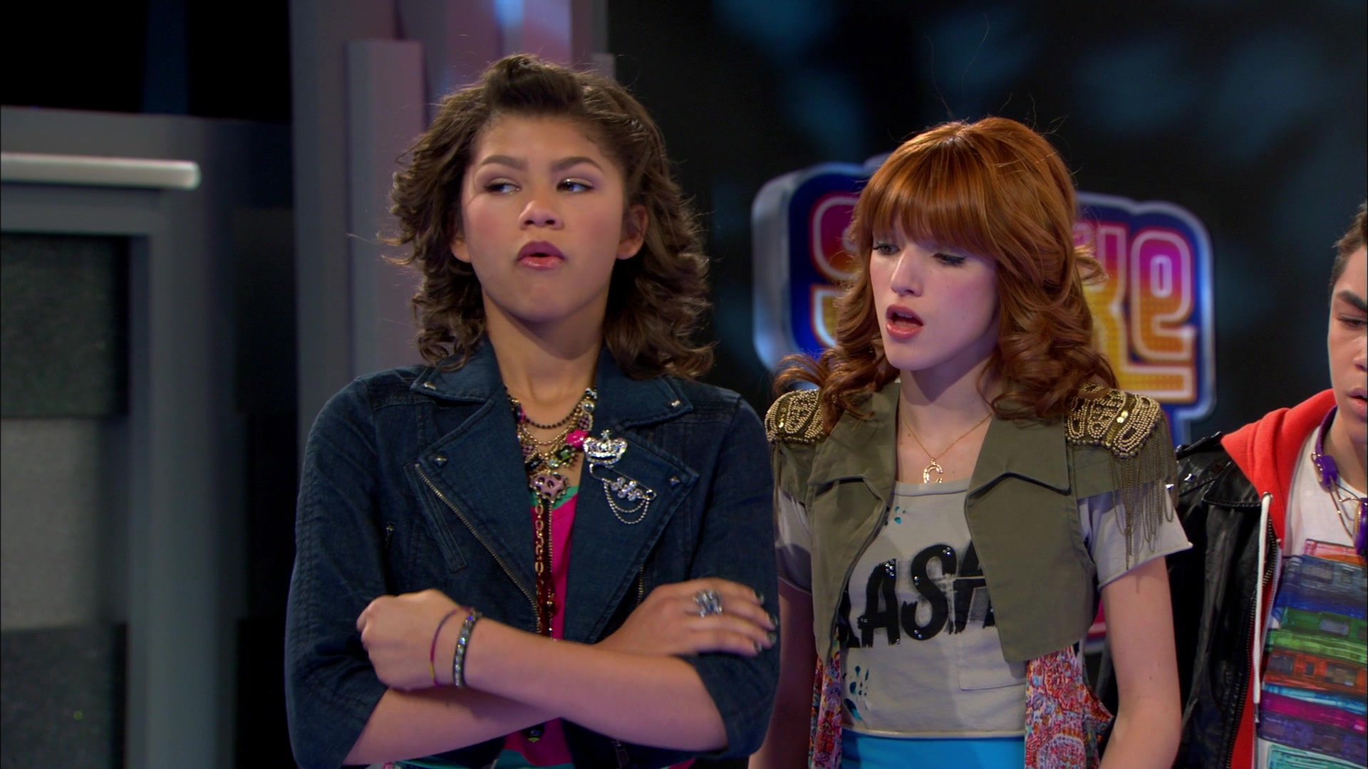 Good_Luck_Charlie_S02E13_1080p_BTD_001757.jpg