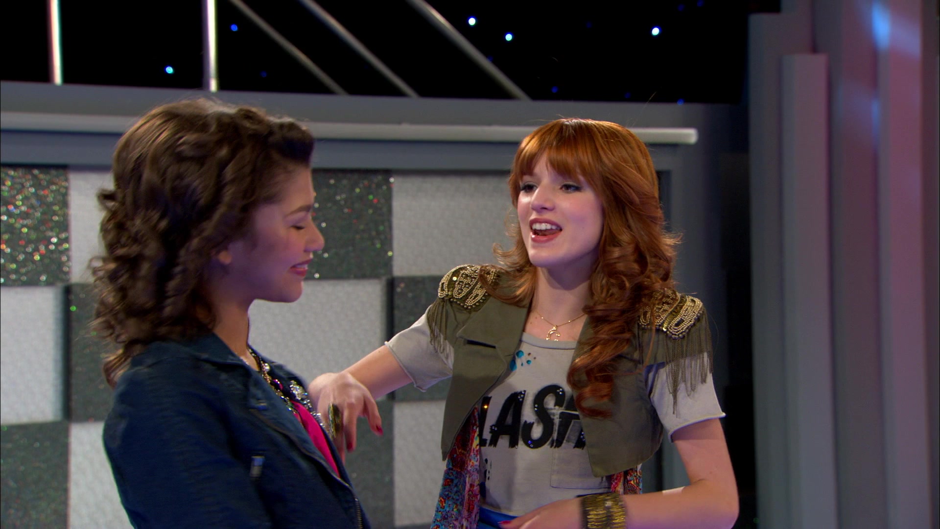 Good_Luck_Charlie_S02E13_1080p_BTD_001958.jpg
