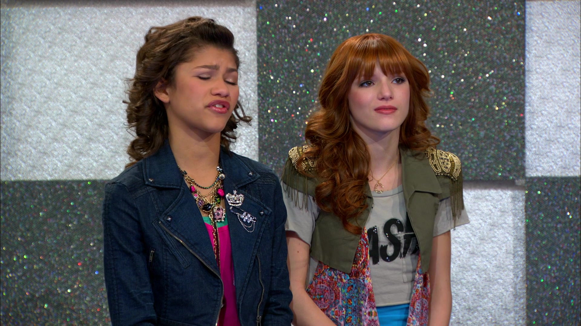 Good_Luck_Charlie_S02E13_1080p_BTD_002047.jpg Good_Luck_Charlie_S02E13_1080p_BTD_002047.jpg