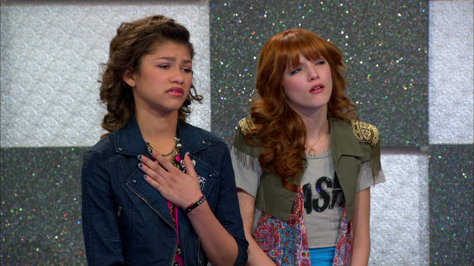 Good_Luck_Charlie_S02E13_1080p_BTD_002051.jpg
