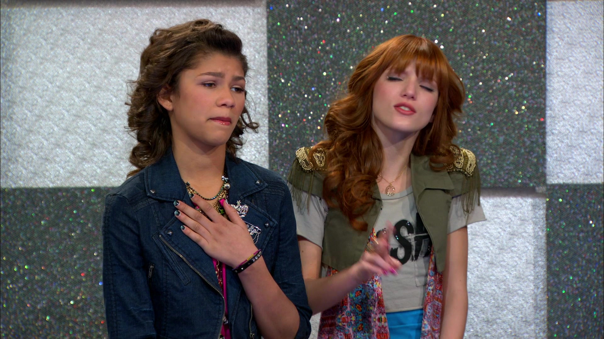 Good_Luck_Charlie_S02E13_1080p_BTD_002053.jpg