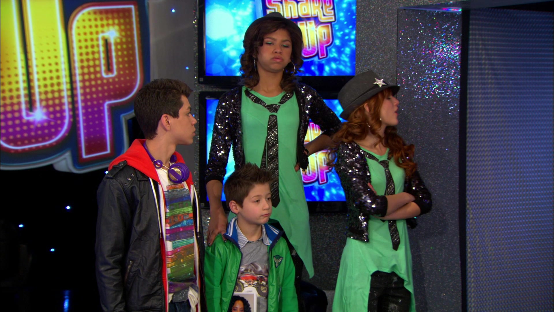 Good_Luck_Charlie_S02E13_1080p_BTD_002309.jpg