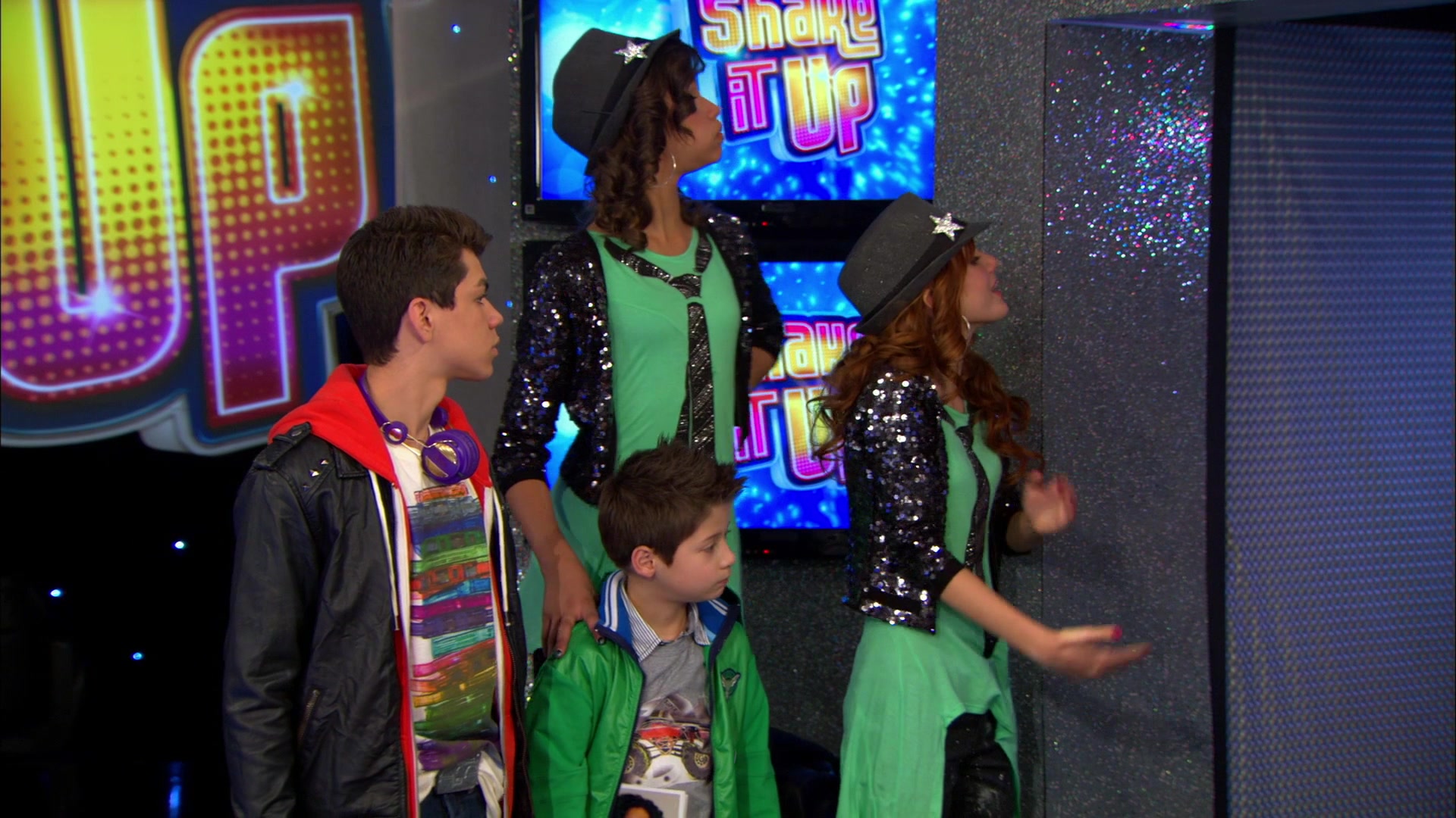 Good_Luck_Charlie_S02E13_1080p_BTD_002311.jpg