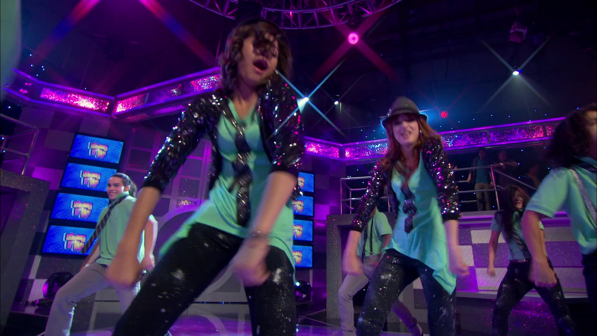 Good_Luck_Charlie_S02E13_1080p_BTD_002862.jpg