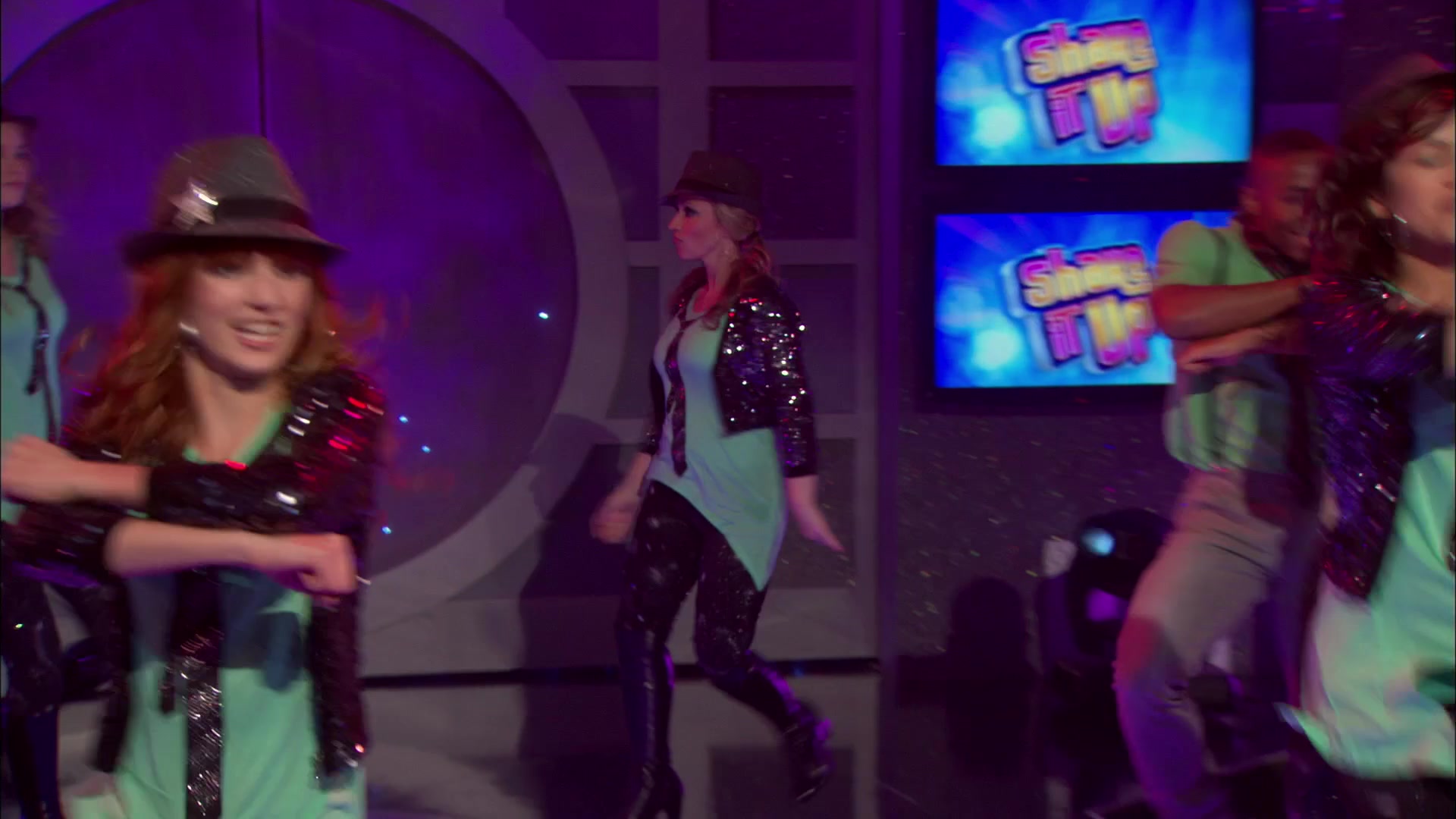 Good_Luck_Charlie_S02E13_1080p_BTD_002886.jpg