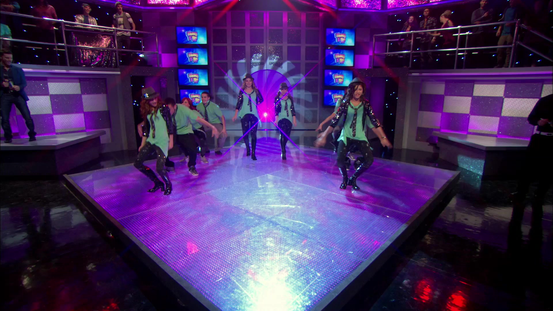 Good_Luck_Charlie_S02E13_1080p_BTD_002889.jpg Good_Luck_Charlie_S02E13_1080p_BTD_002889.jpg