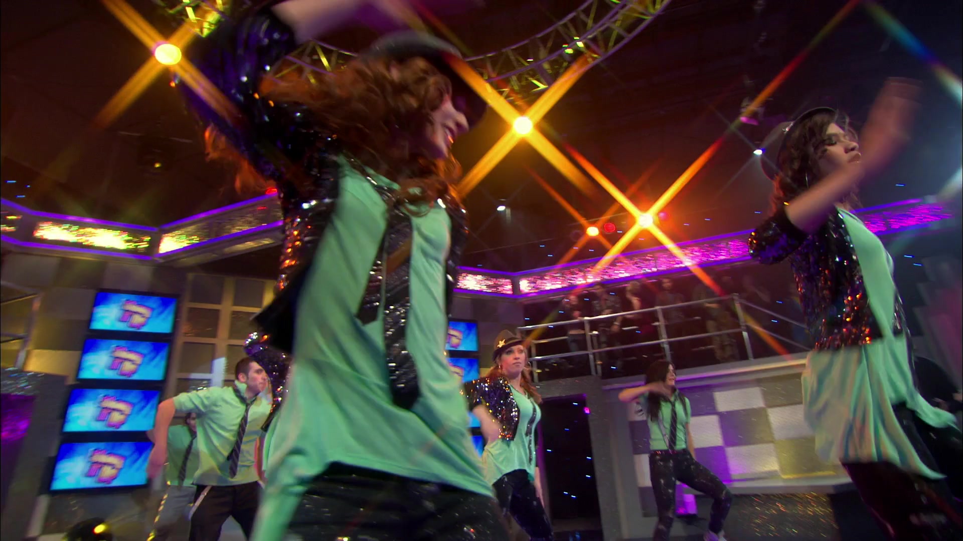 Good_Luck_Charlie_S02E13_1080p_BTD_002929.jpg
