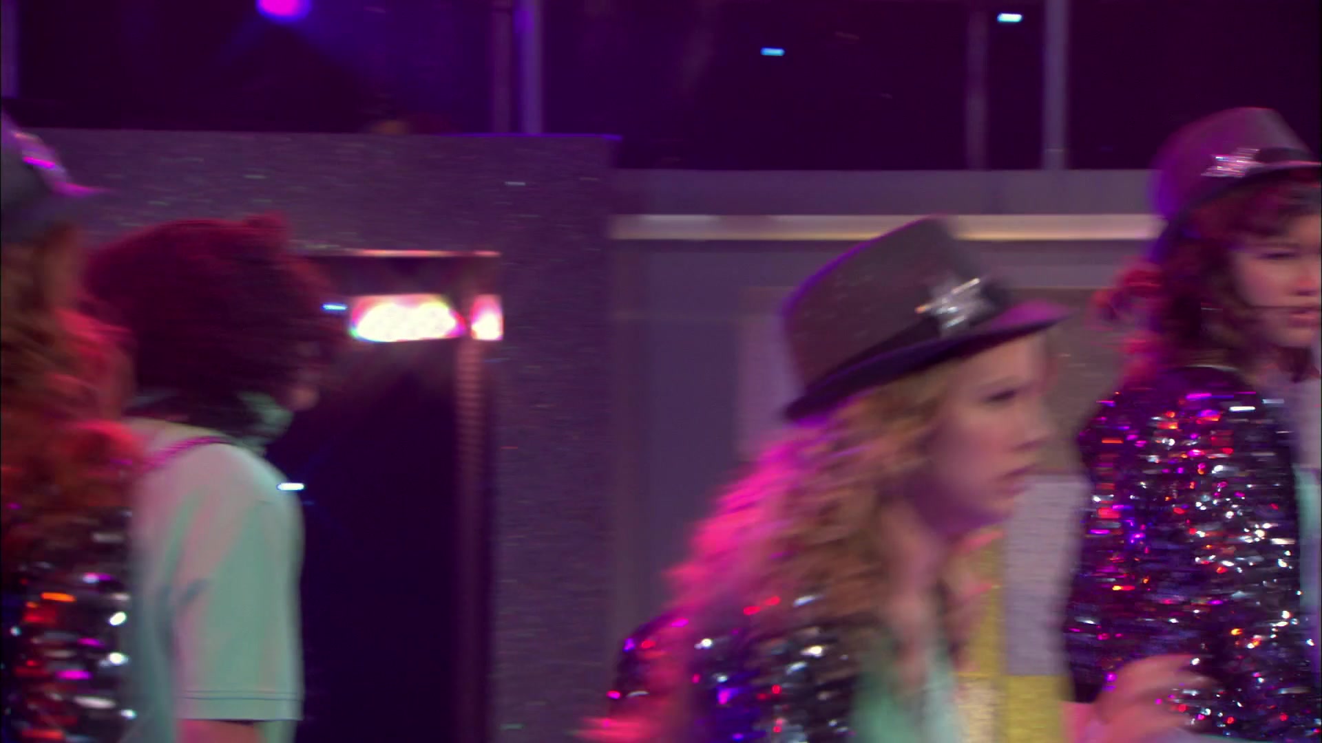 Good_Luck_Charlie_S02E13_1080p_BTD_002947.jpg
