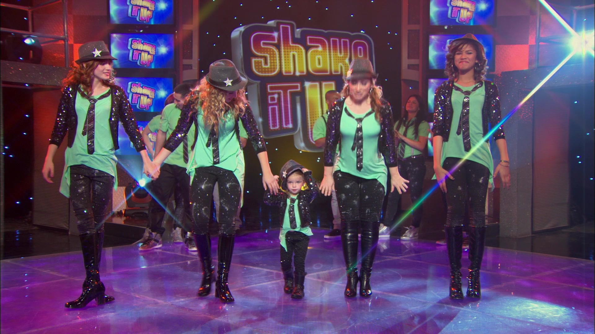 Good_Luck_Charlie_S02E13_1080p_BTD_003022.jpg