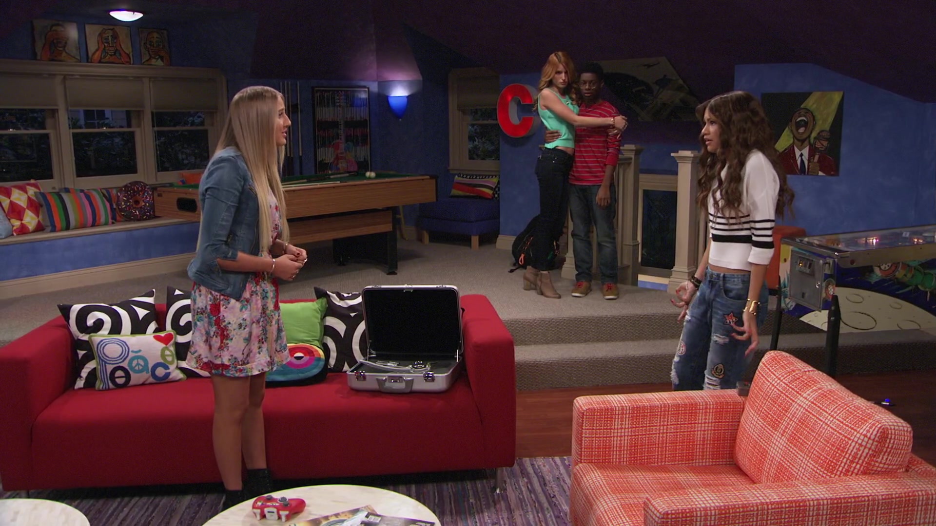 K_C_Undercover_S01E09_Spy_anoia_Will_Destroy_1080p_BTD_001837.jpg K_C_Undercover_S01E09_Spy_anoia_Will_Destroy_1080p_BTD_001837.jpg