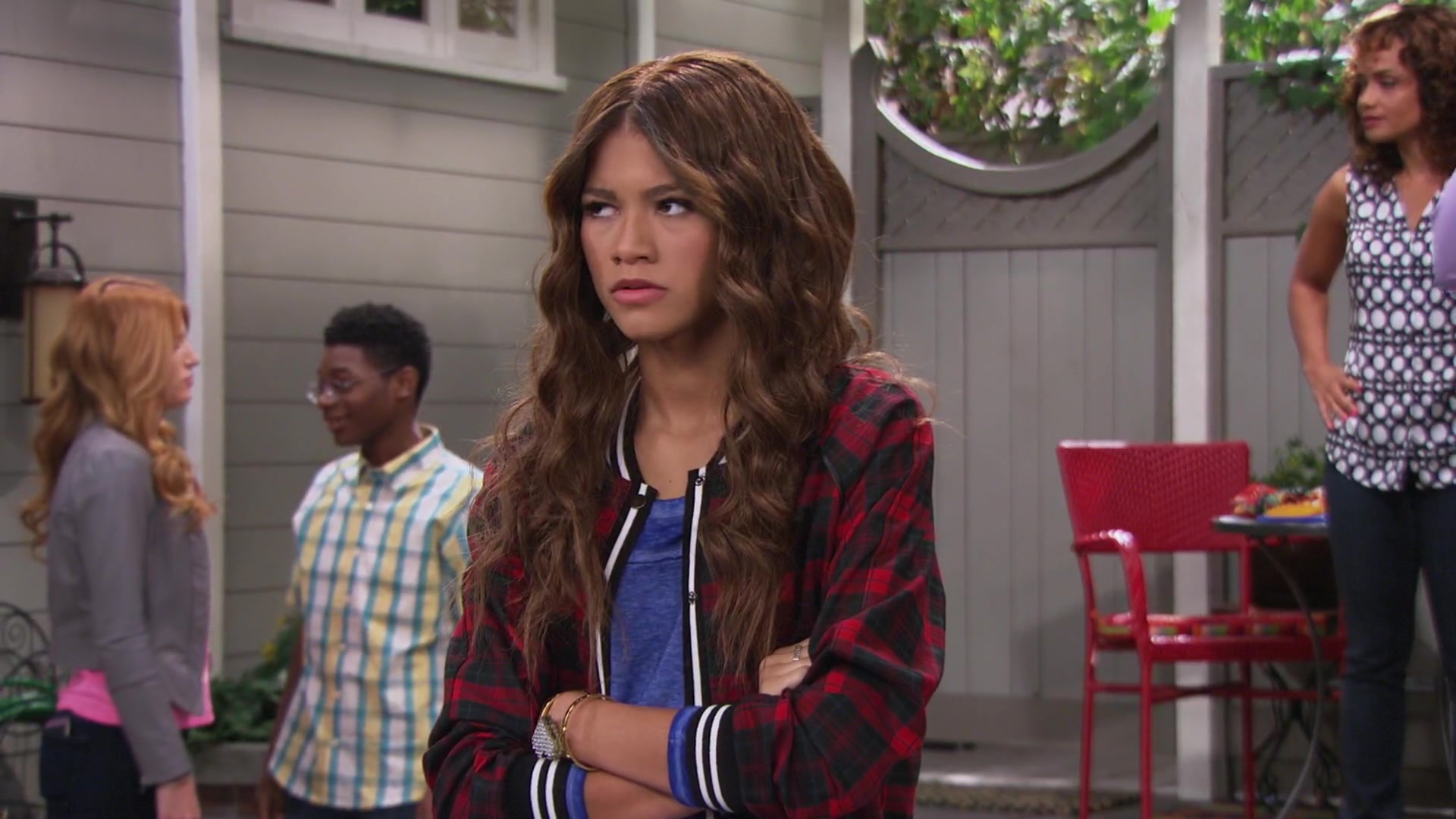 K_C_Undercover_S01E09_Spy_anoia_Will_Destroy_1080p_BTD_002299.jpg