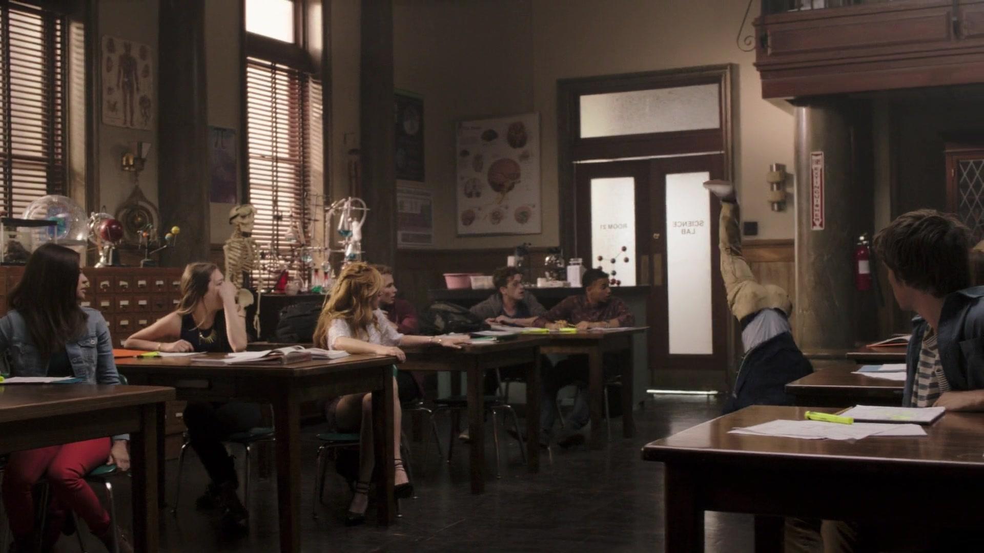 Mostly_Ghostly_Have_You_Met_My_Ghoulfriend_1080p_BluRay_BTD_005879.jpg
