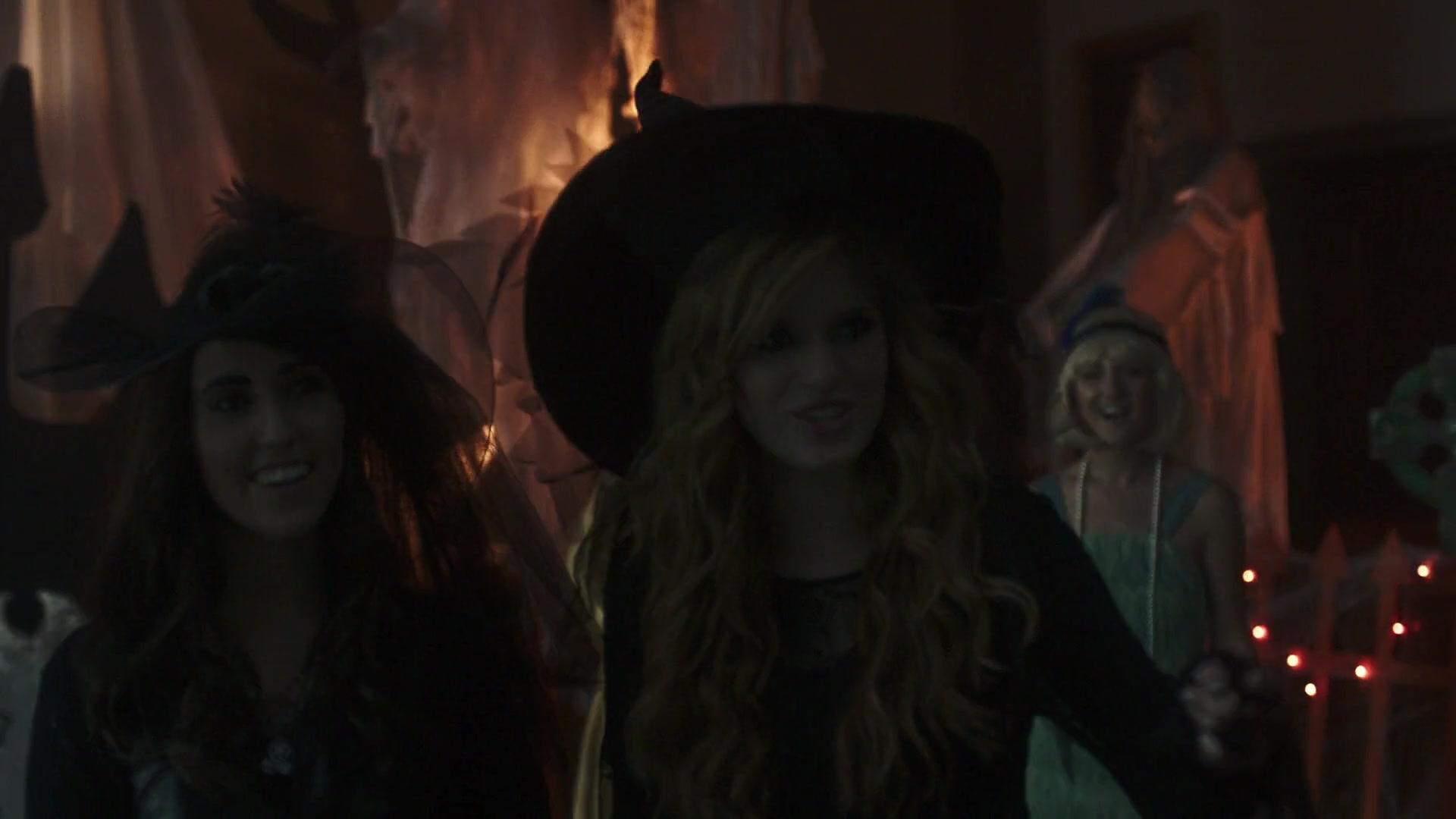 Mostly_Ghostly_Have_You_Met_My_Ghoulfriend_1080p_BluRay_BTD_009303.jpg