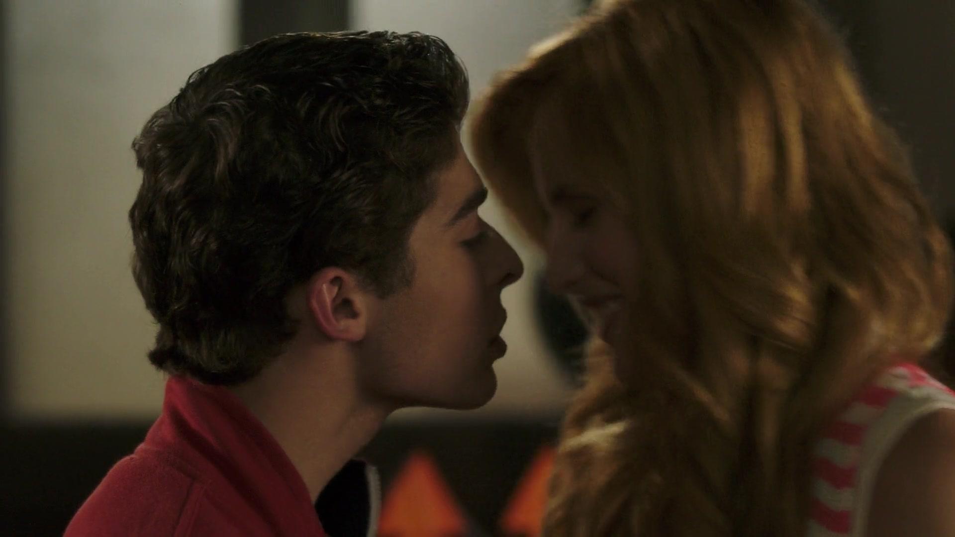Mostly_Ghostly_Have_You_Met_My_Ghoulfriend_1080p_BluRay_BTD_011120.jpg