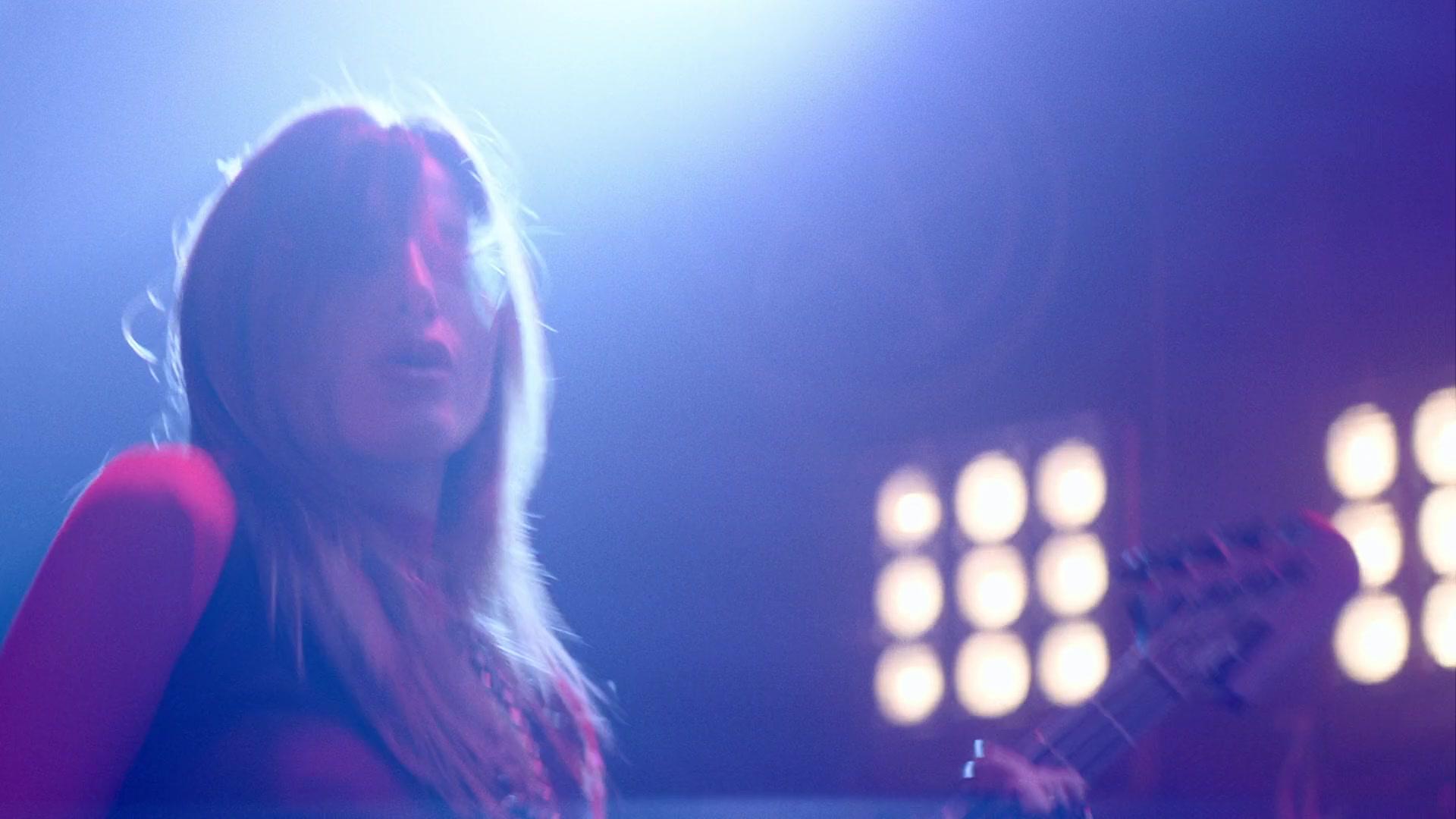 Paradise_City_2021_S01E01_1080p_BTD_004265.jpg