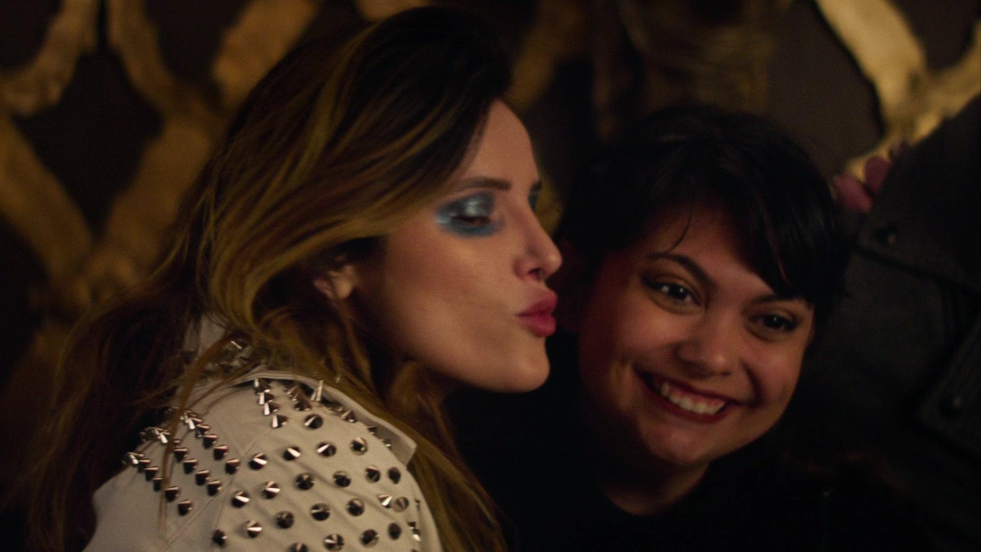 Paradise_City_2021_S01E01_1080p_BTD_004881.jpg