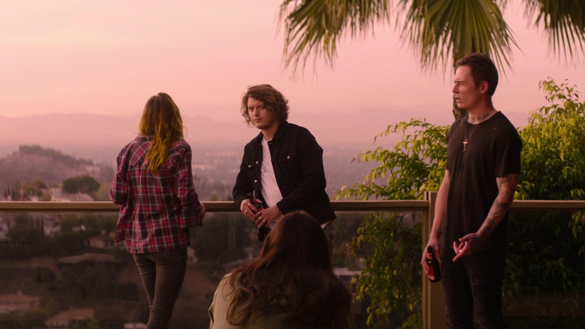 Paradise_City_2021_S01E02_1080p_BTD_002262.jpg