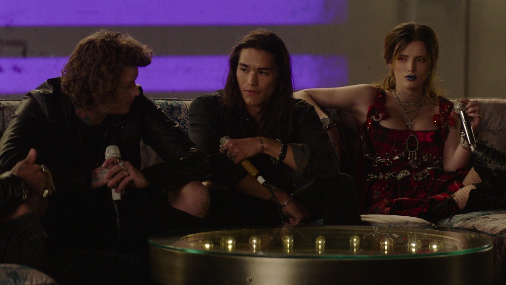 Paradise_City_2021_S01E02_1080p_BTD_004639.jpg
