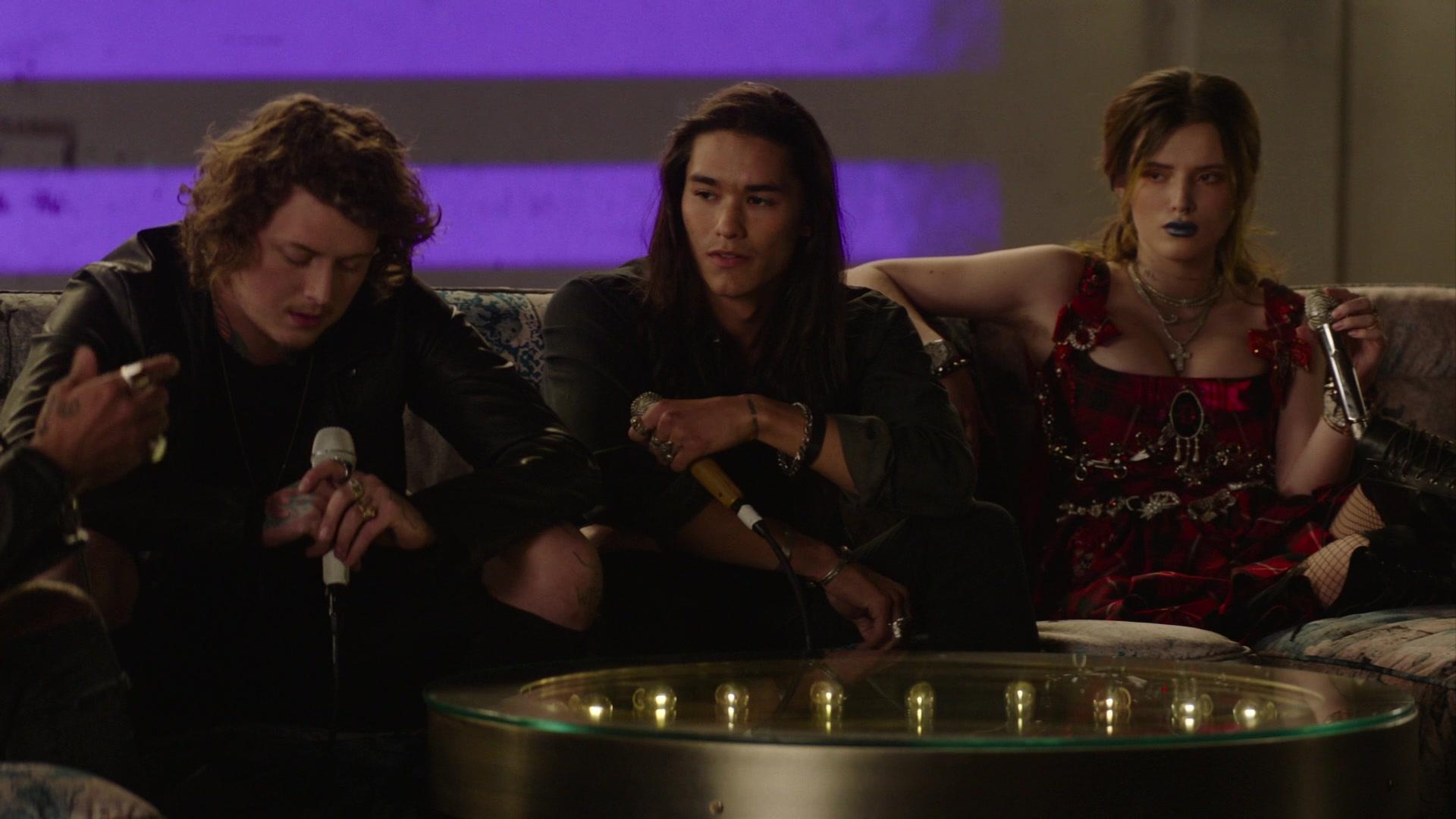 Paradise_City_2021_S01E02_1080p_BTD_004642.jpg