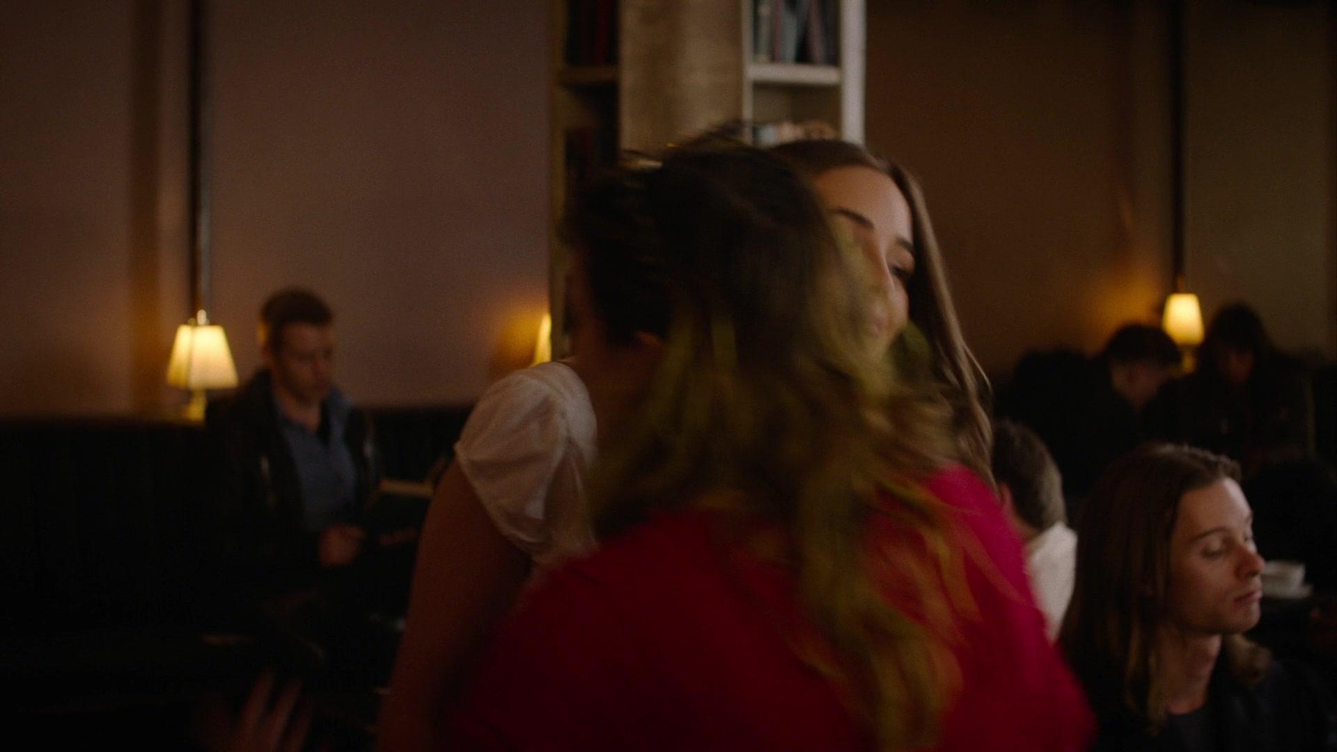 Paradise_City_2021_S01E03_1080p_BTD_001196.jpg