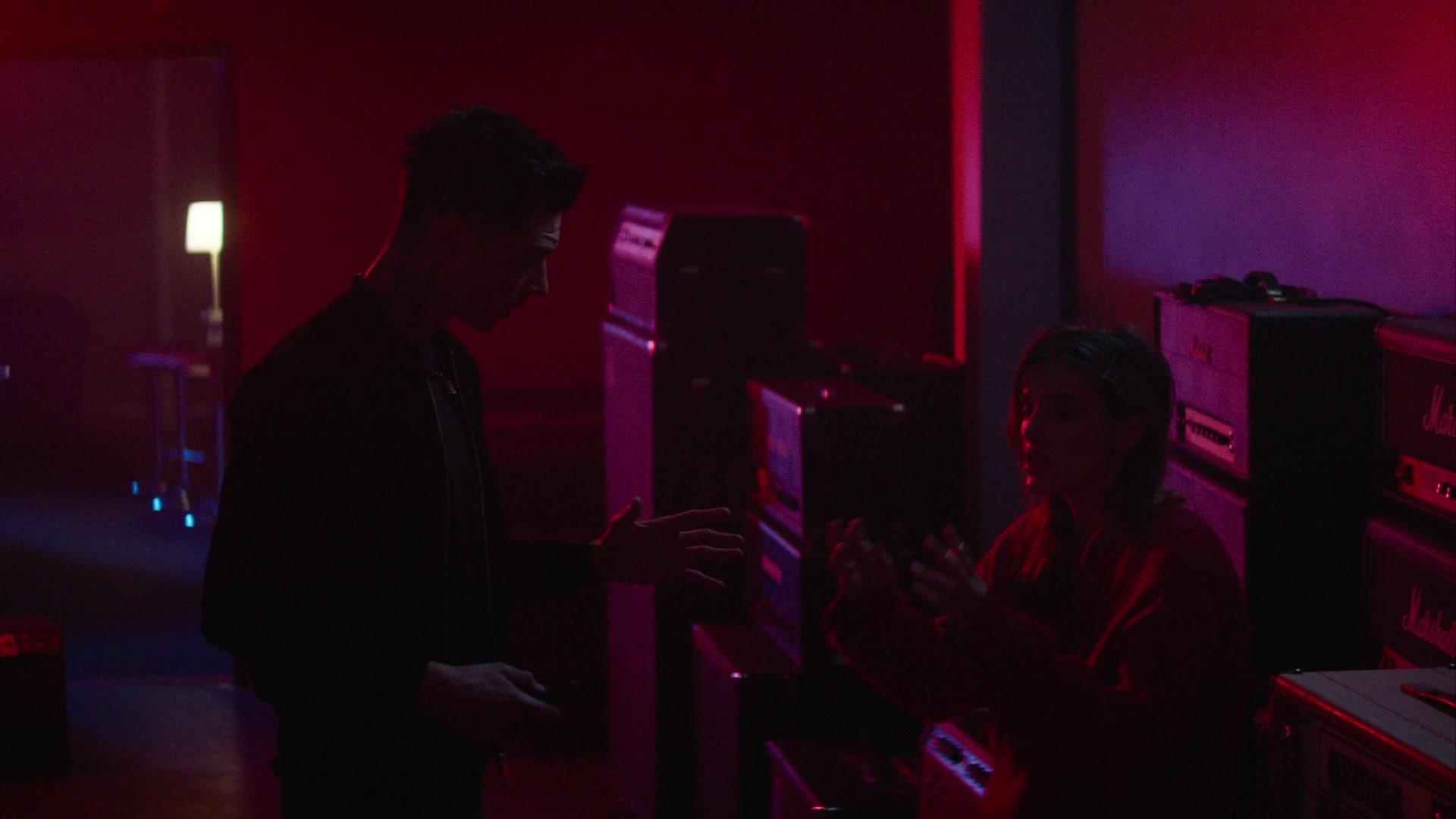 Paradise_City_2021_S01E03_1080p_BTD_004279.jpg