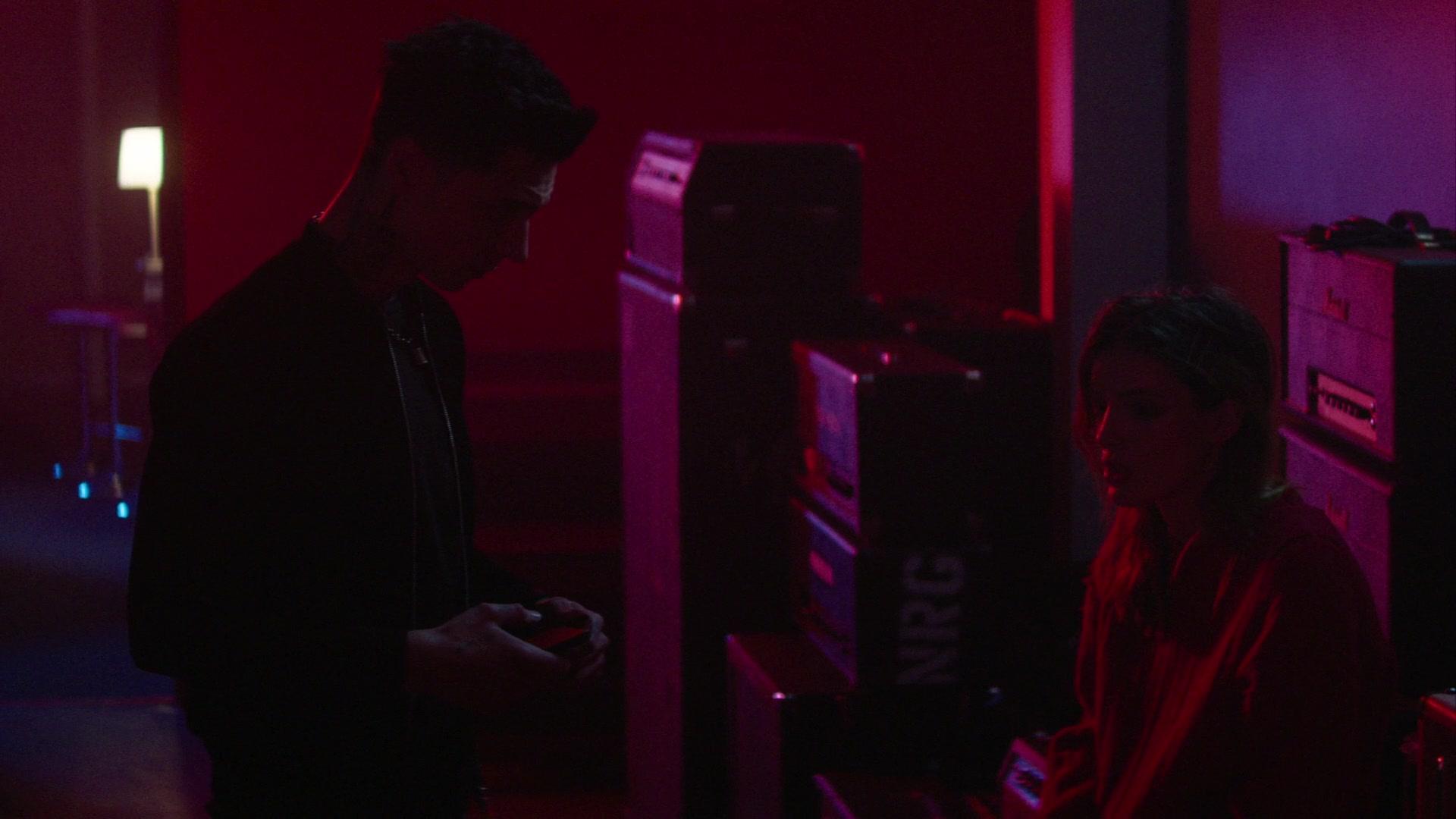 Paradise_City_2021_S01E03_1080p_BTD_004336.jpg