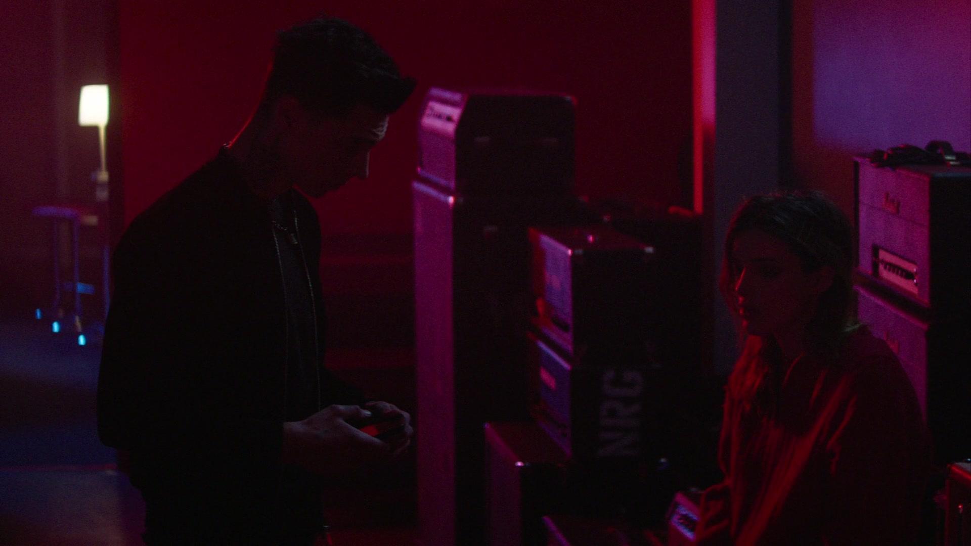 Paradise_City_2021_S01E03_1080p_BTD_004339.jpg