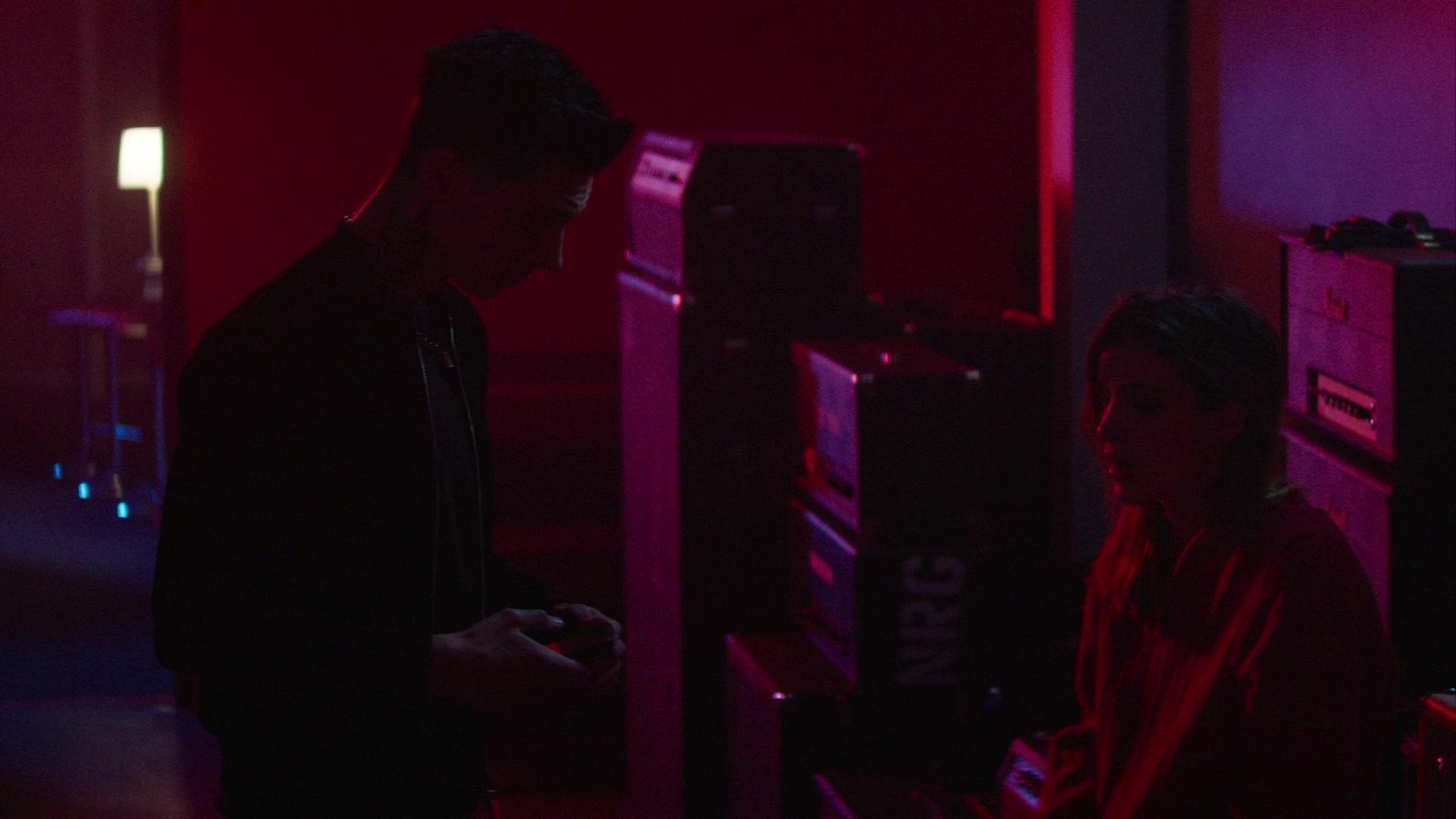 Paradise_City_2021_S01E03_1080p_BTD_004340.jpg