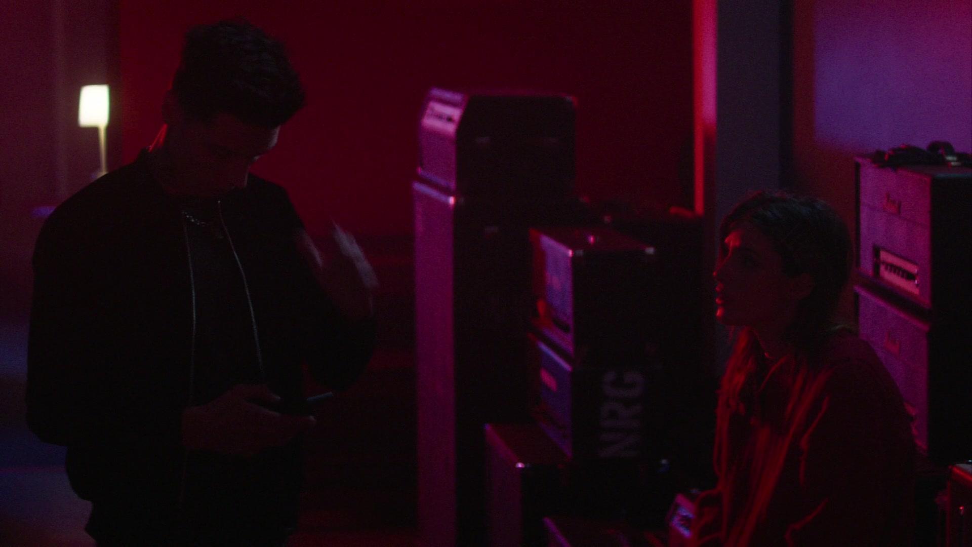 Paradise_City_2021_S01E03_1080p_BTD_004352.jpg