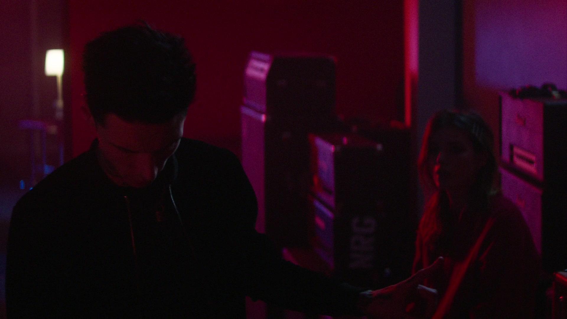 Paradise_City_2021_S01E03_1080p_BTD_004358.jpg