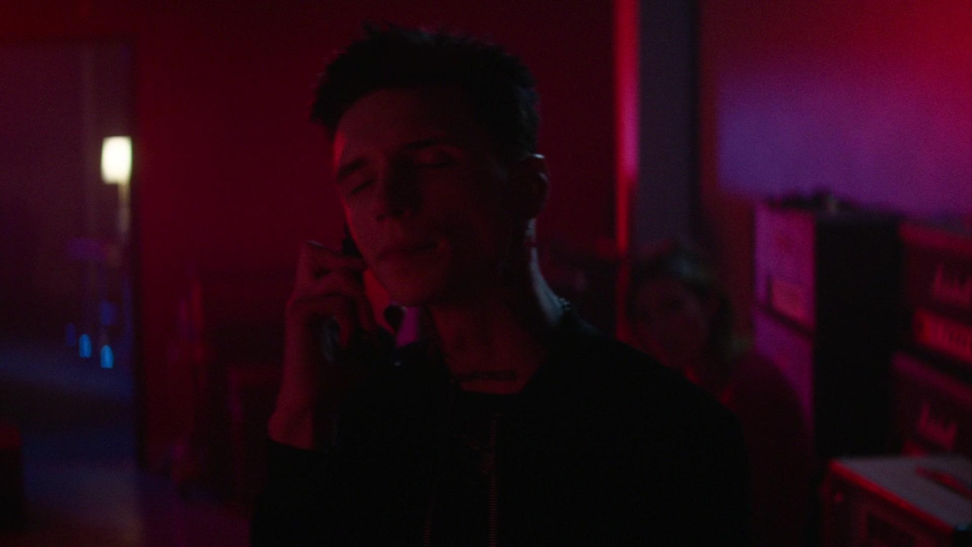 Paradise_City_2021_S01E03_1080p_BTD_004394.jpg Paradise_City_2021_S01E03_1080p_BTD_004394.jpg