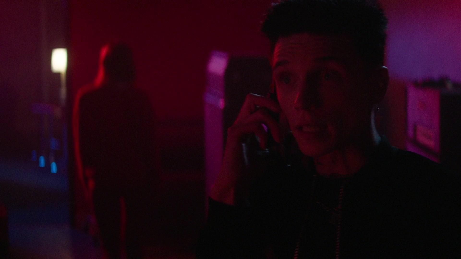 Paradise_City_2021_S01E03_1080p_BTD_004447.jpg
