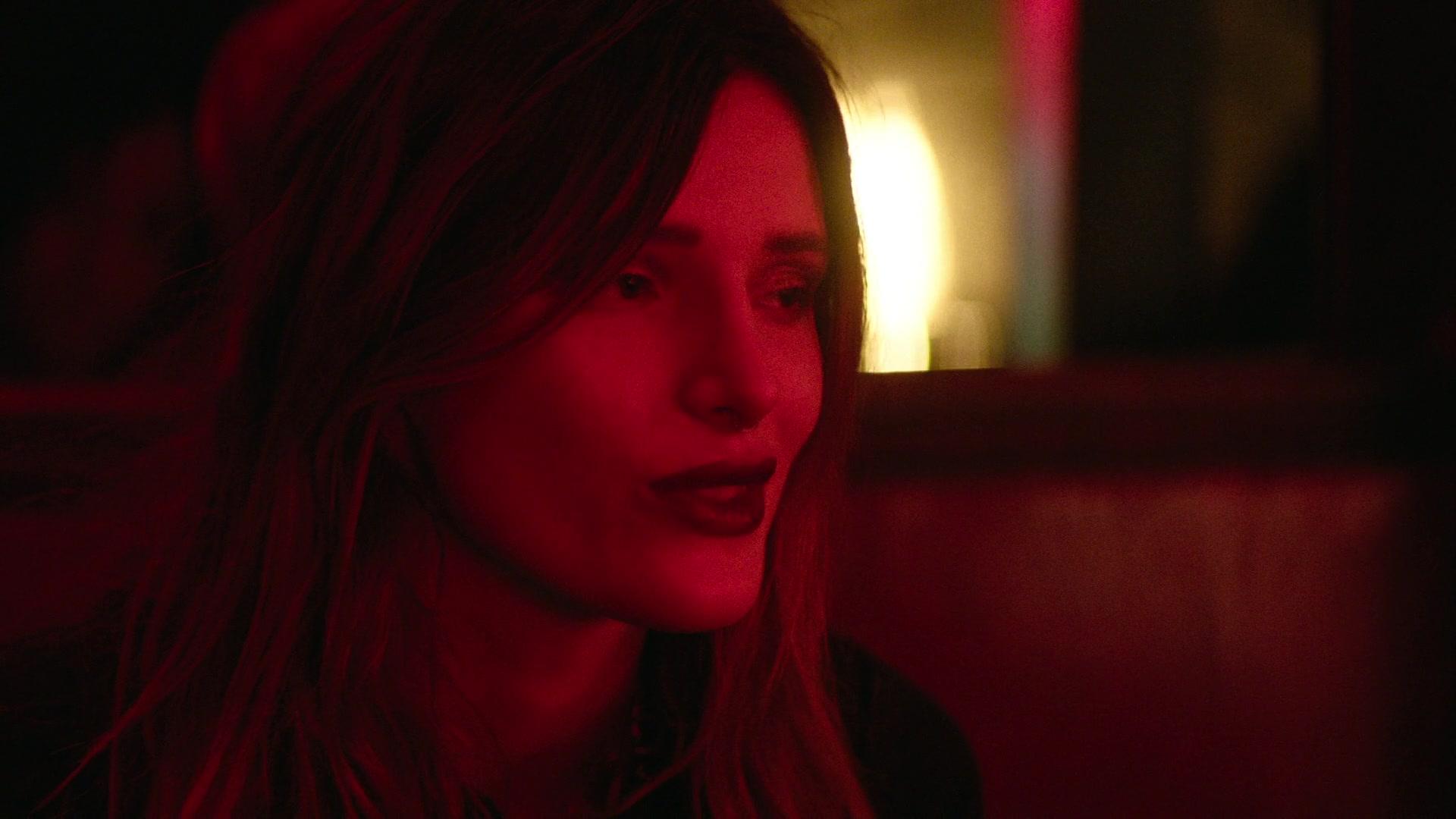 Paradise_City_2021_S01E05_1080p_BTD_001861.jpg