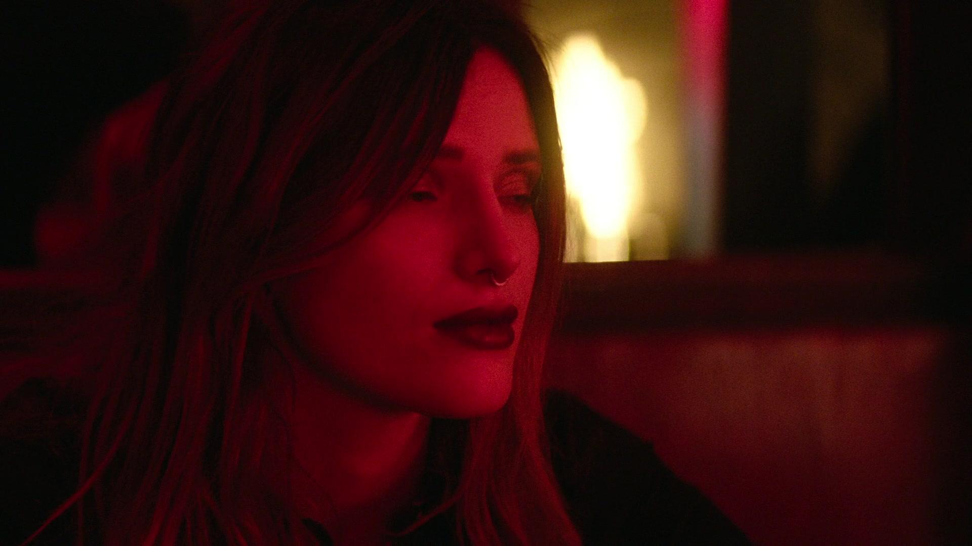 Paradise_City_2021_S01E05_1080p_BTD_001928.jpg