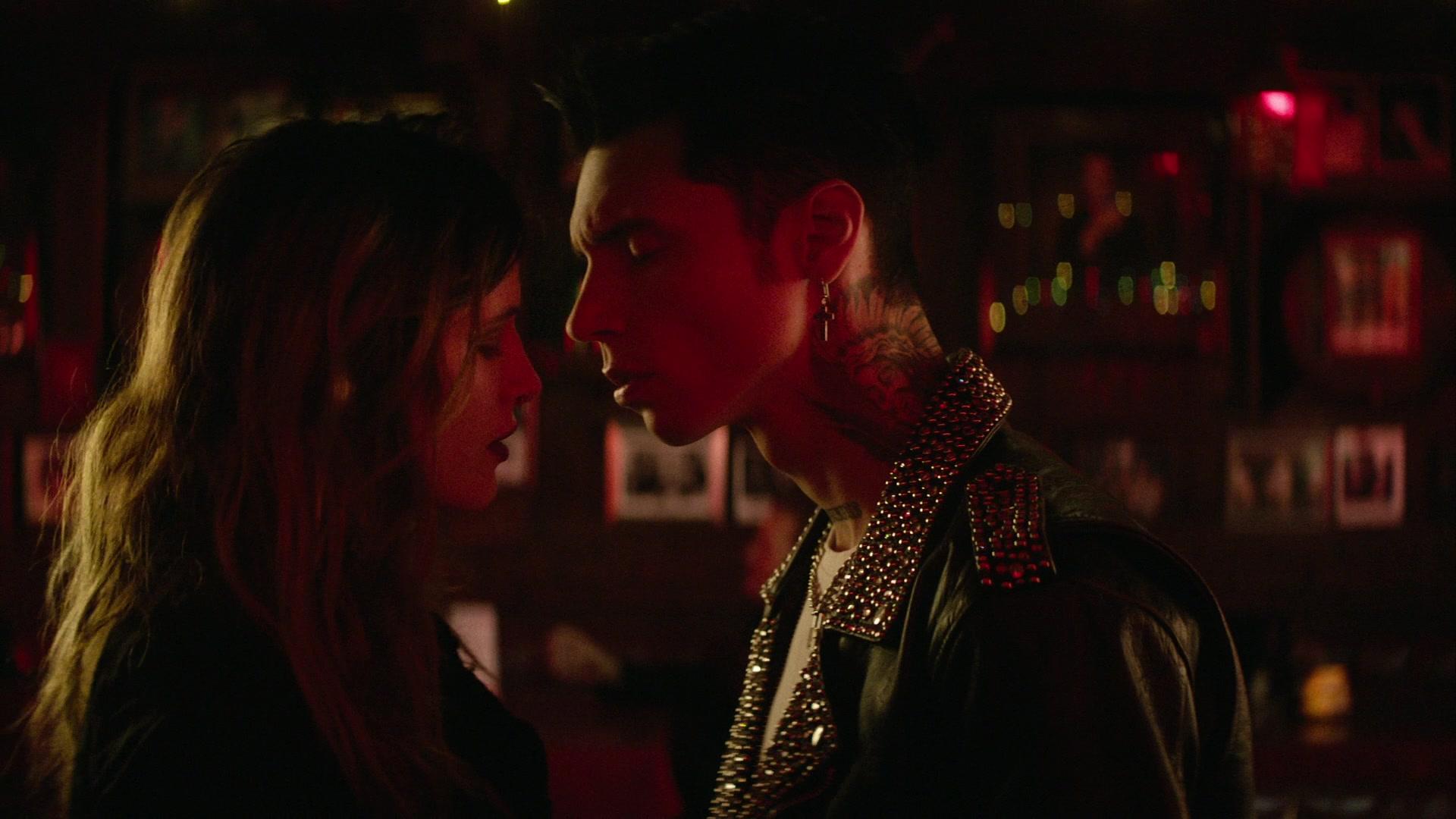 Paradise_City_2021_S01E05_1080p_BTD_002319.jpg