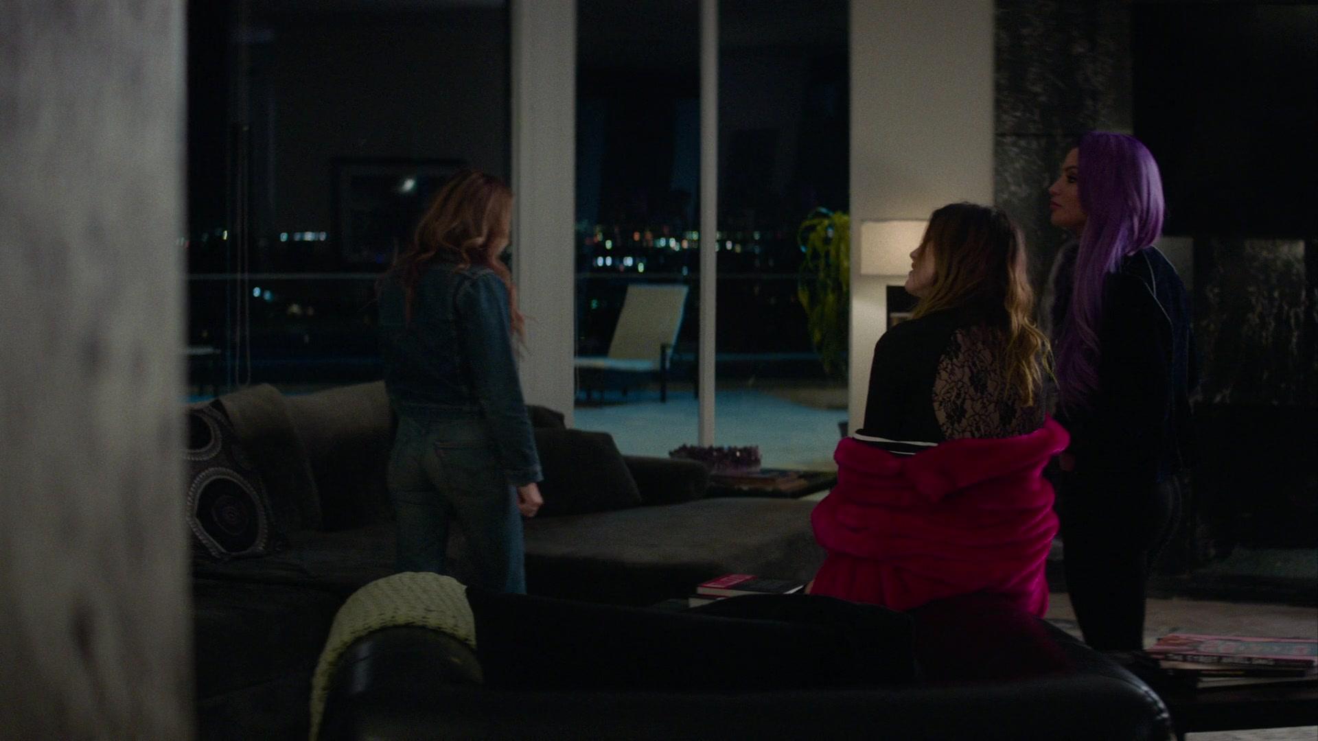 Paradise_City_2021_S01E06_1080p_BTD_001319.jpg
