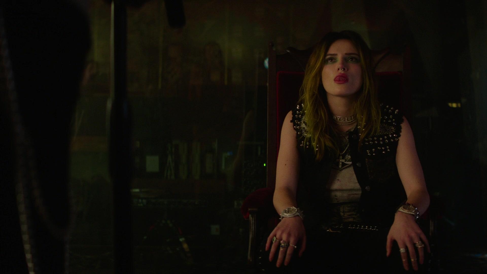 Paradise_City_2021_S01E06_1080p_BTD_004001.jpg