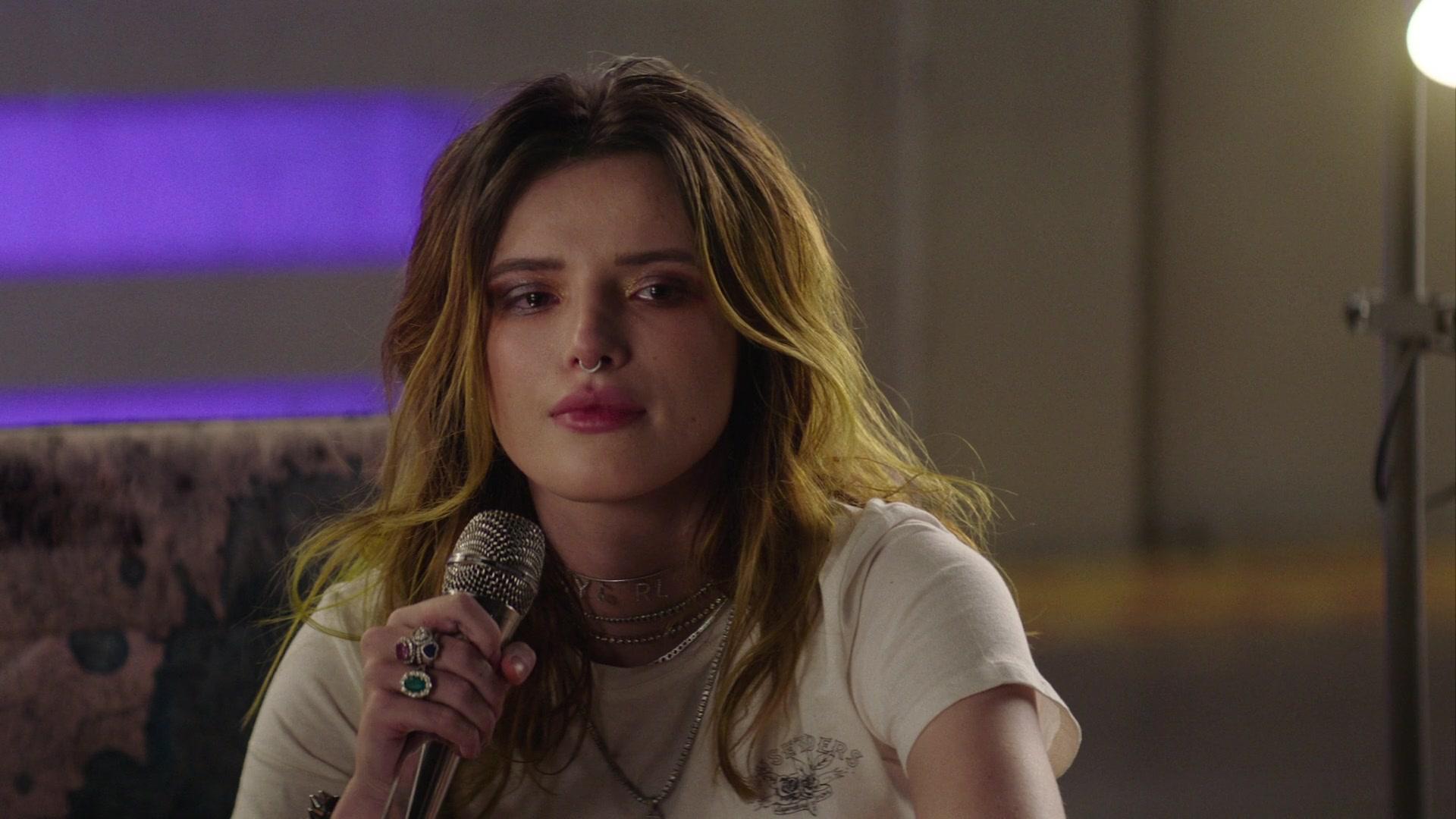 Paradise_City_2021_S01E07_1080p_BTD_002345.jpg