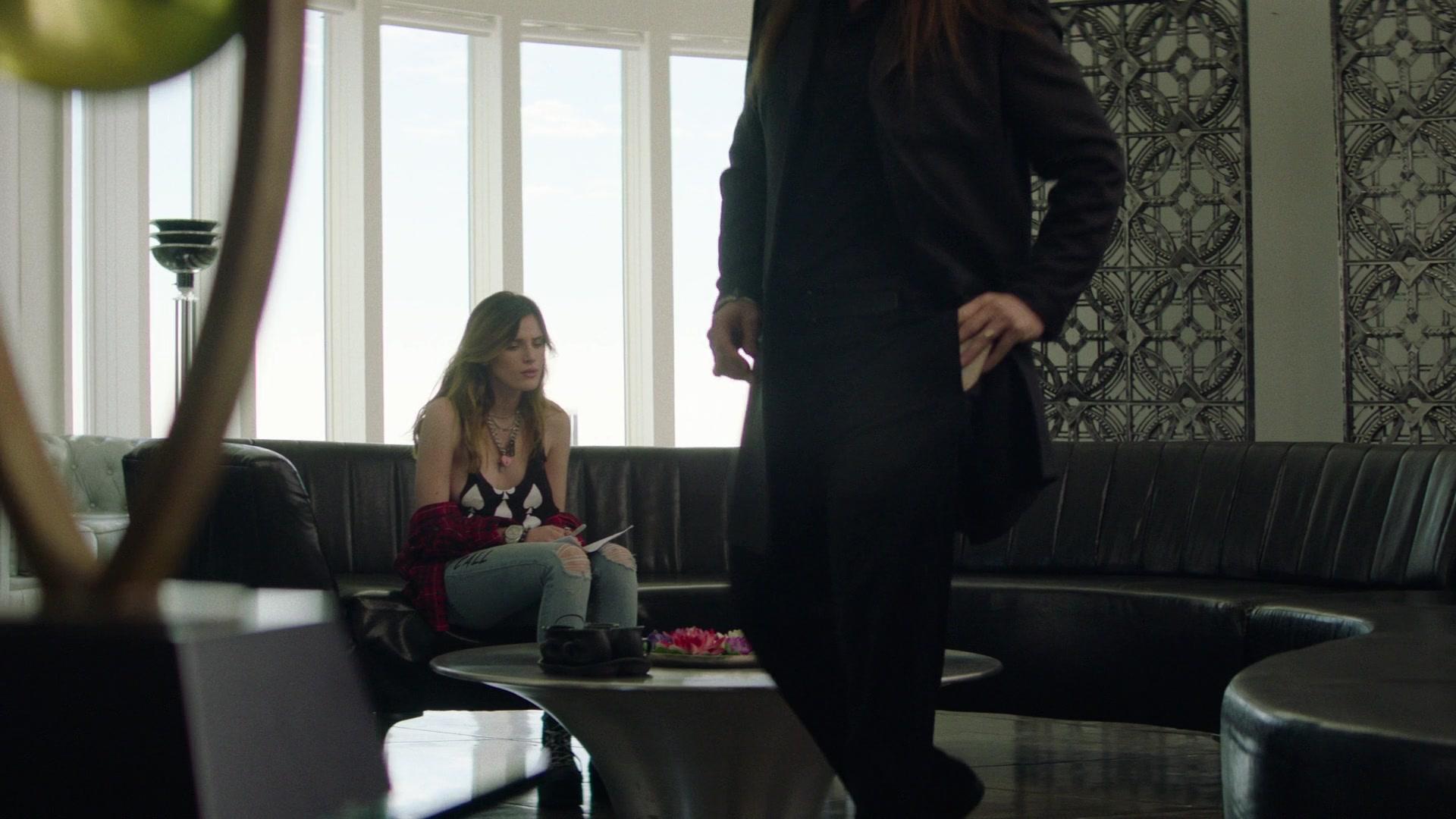 Paradise_City_2021_S01E08_1080p_BTD_000549.jpg