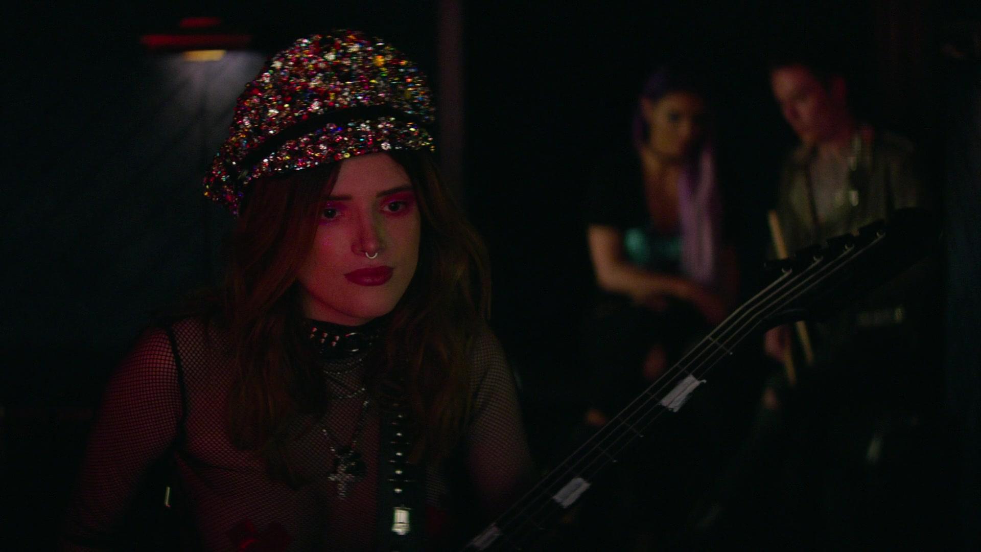 Paradise_City_2021_S01E08_1080p_BTD_001496.jpg
