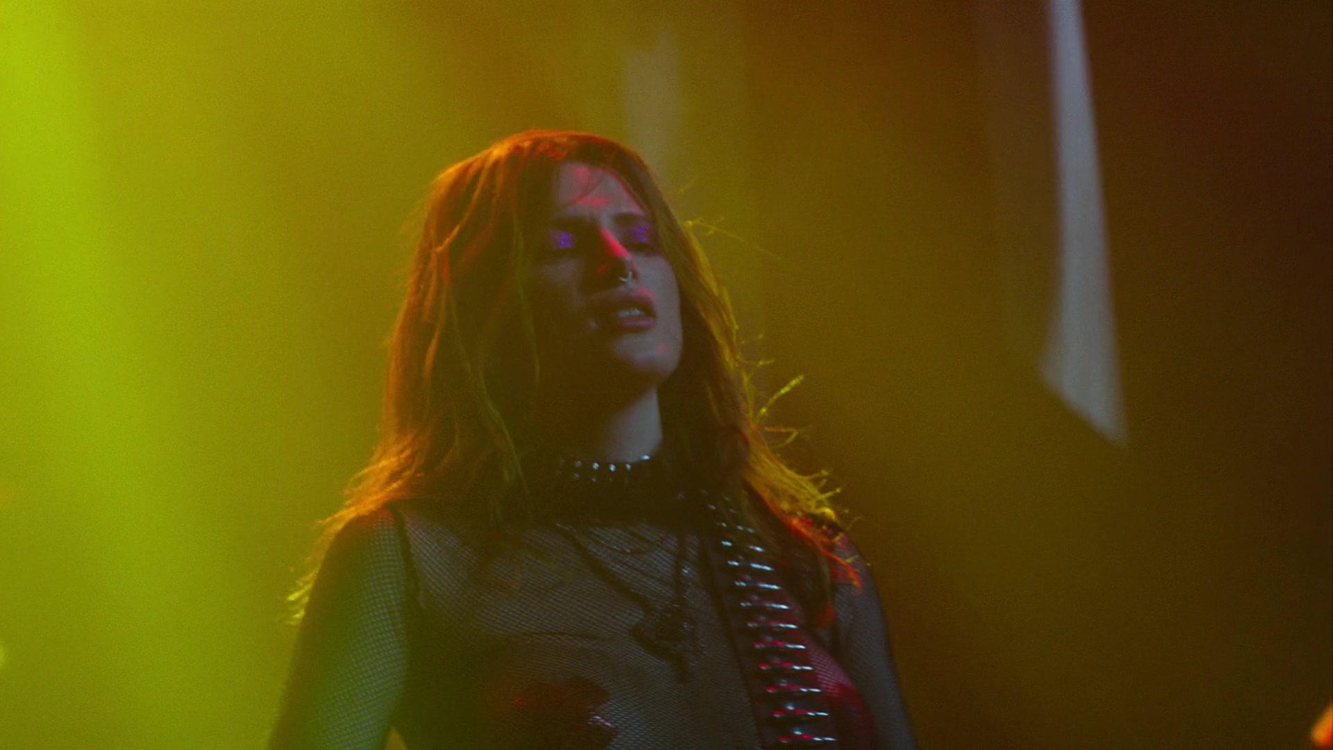 Paradise_City_2021_S01E08_1080p_BTD_002209.jpg