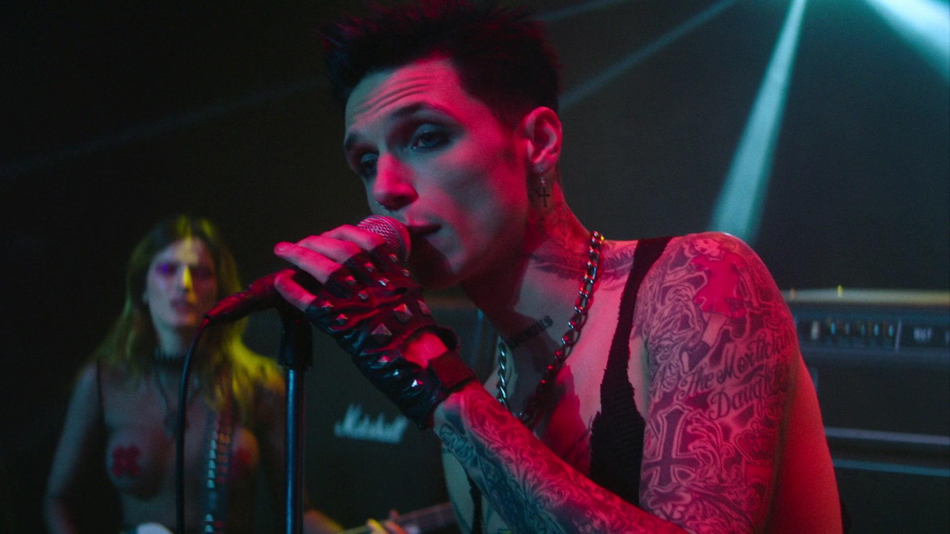 Paradise_City_2021_S01E08_1080p_BTD_002241.jpg