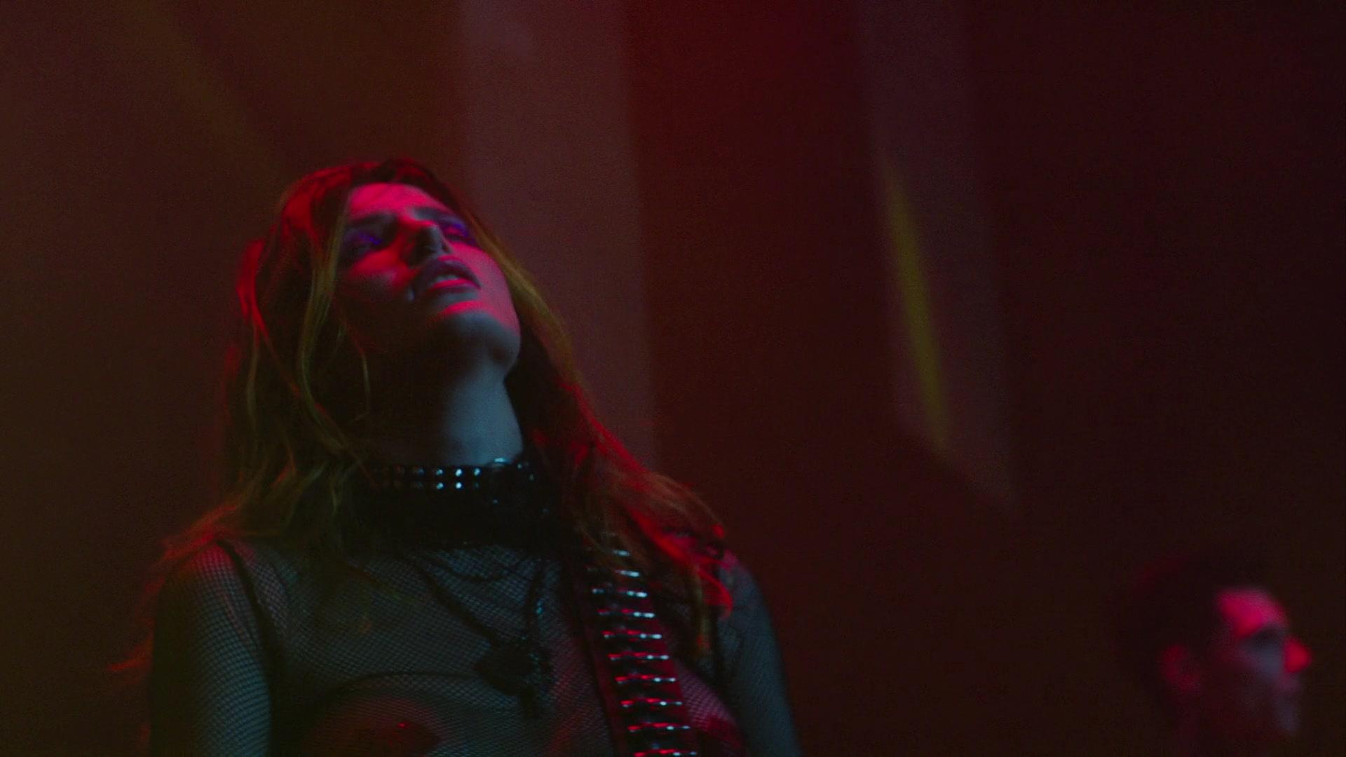 Paradise_City_2021_S01E08_1080p_BTD_002247.jpg