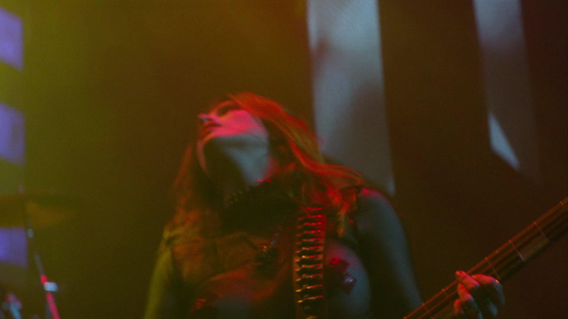 Paradise_City_2021_S01E08_1080p_BTD_002248.jpg