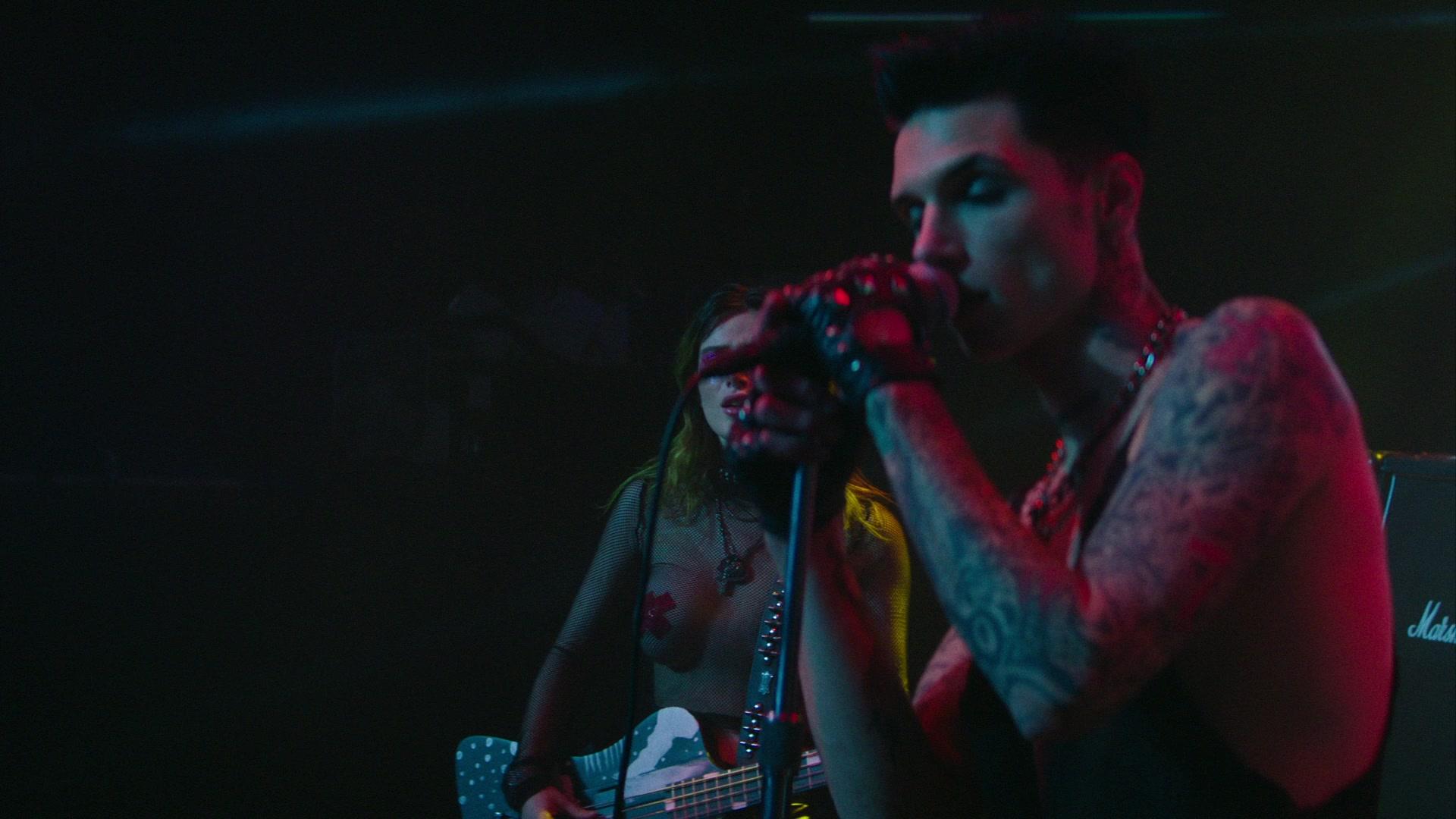 Paradise_City_2021_S01E08_1080p_BTD_002272.jpg